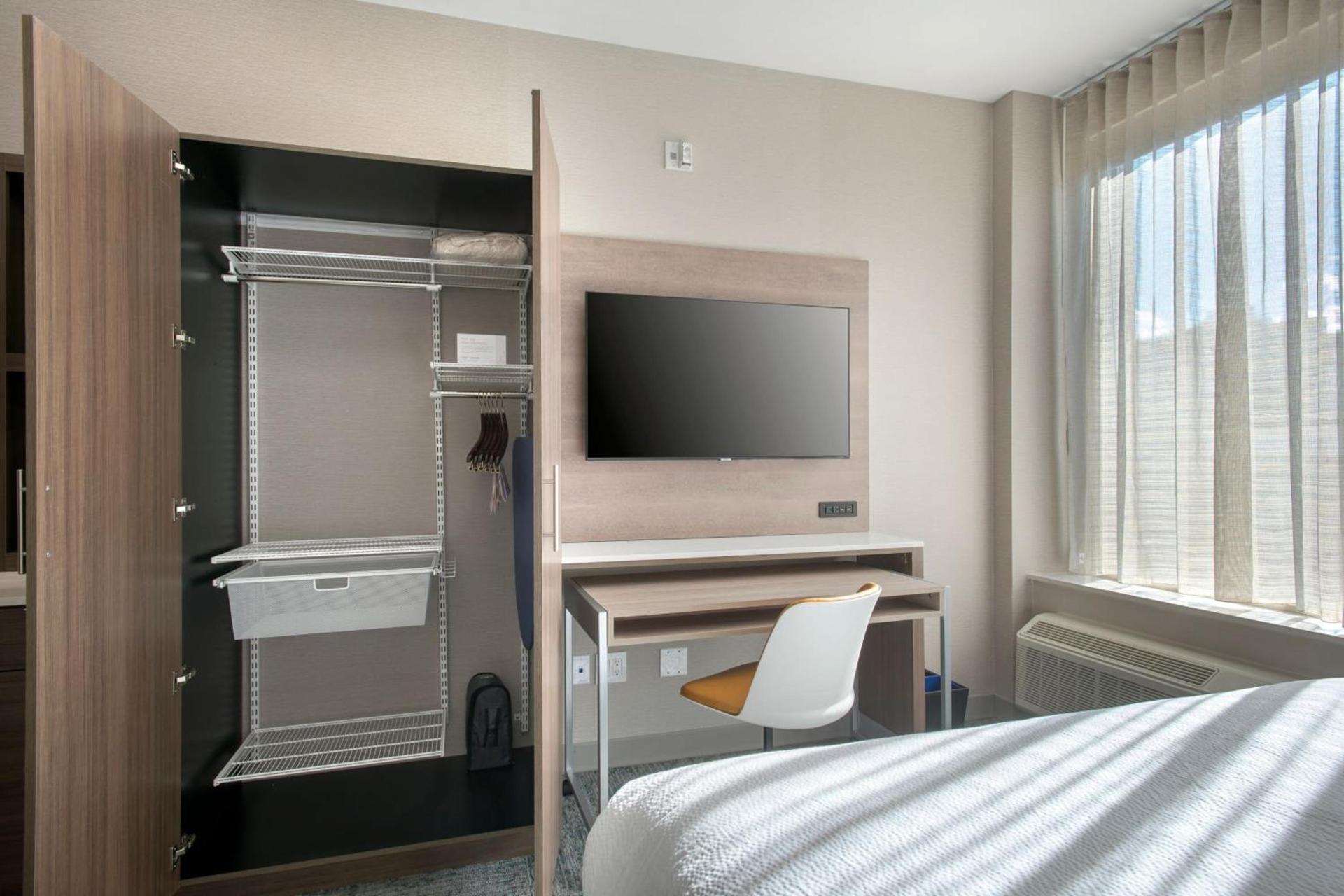 TownePlace Suites by Marriott New York Brooklyn photo 16