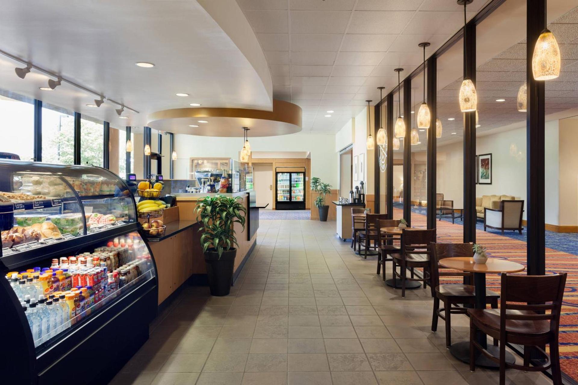 Marriott Orlando Airport Lakeside photo 34