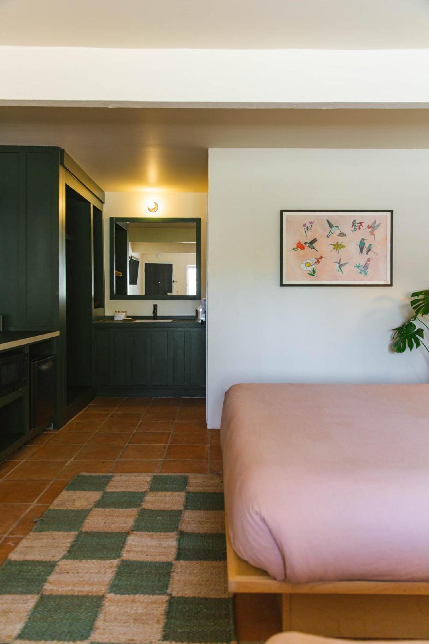 Hummingbird Inn photo 5