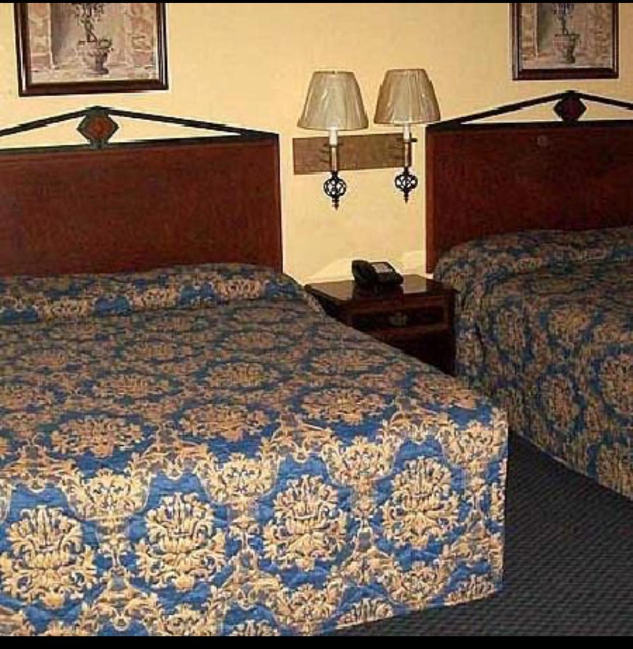 Regency Inn photo 6