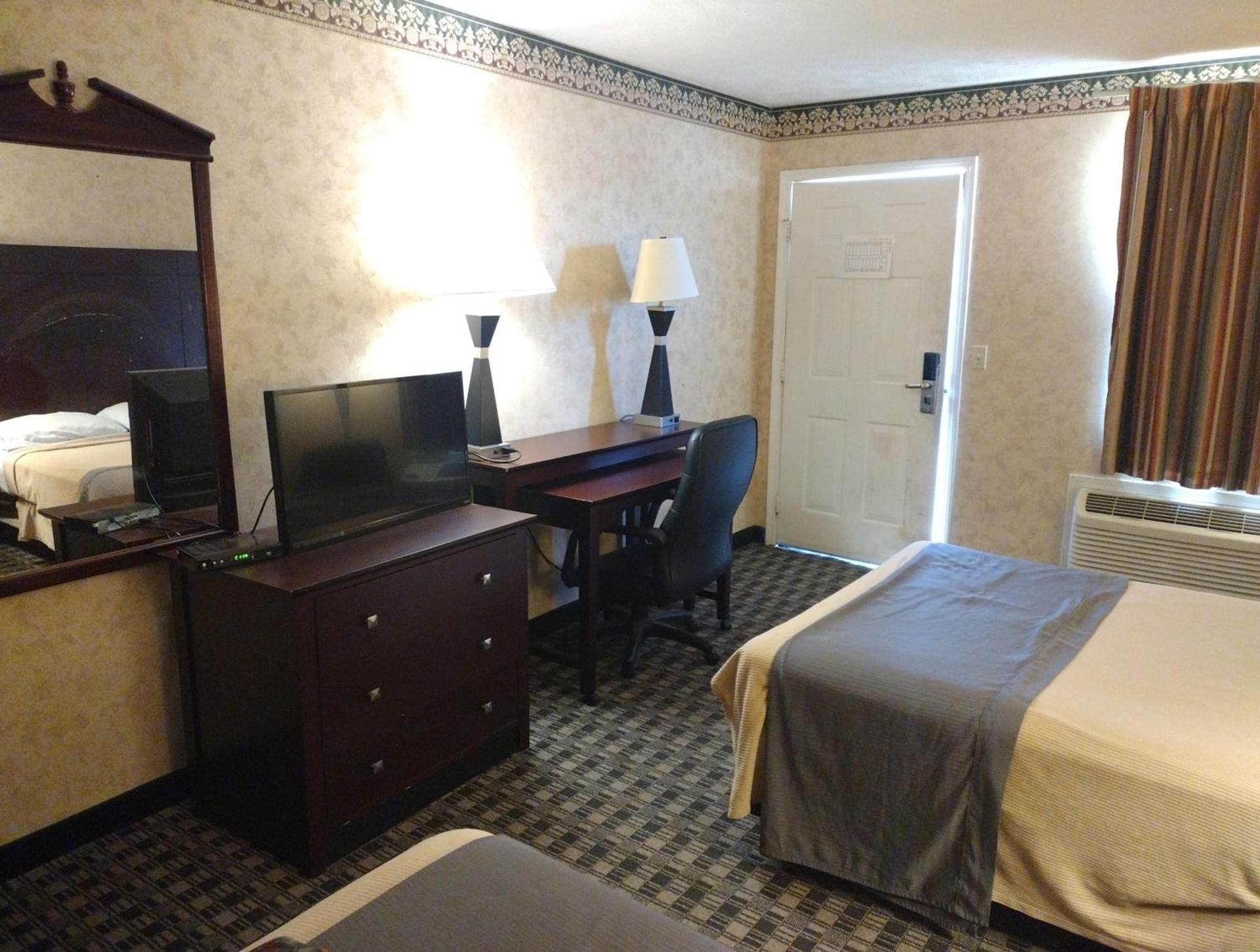 Stonebrook Inn photo 26