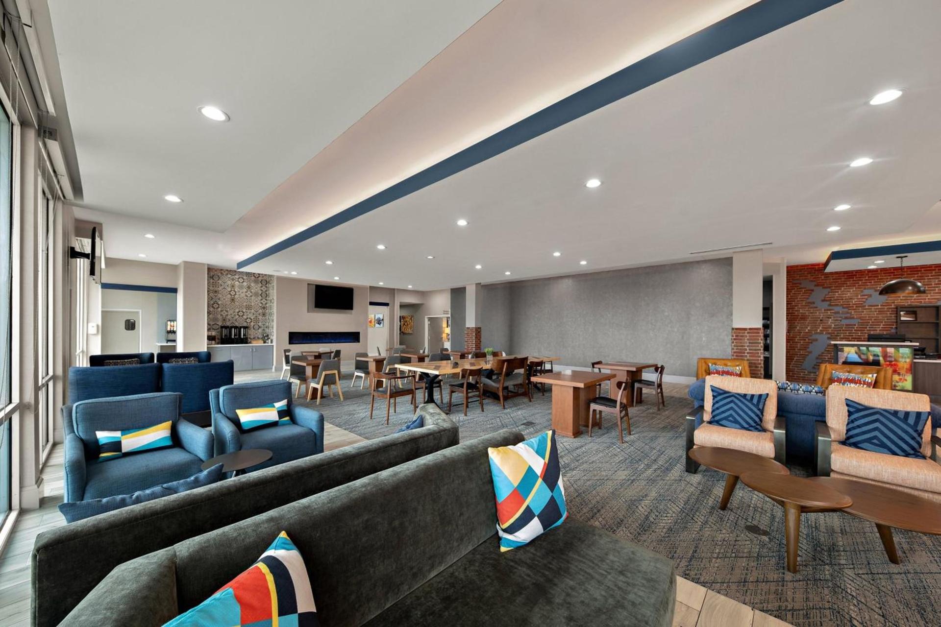 Four Points by Sheraton Plano photo 16