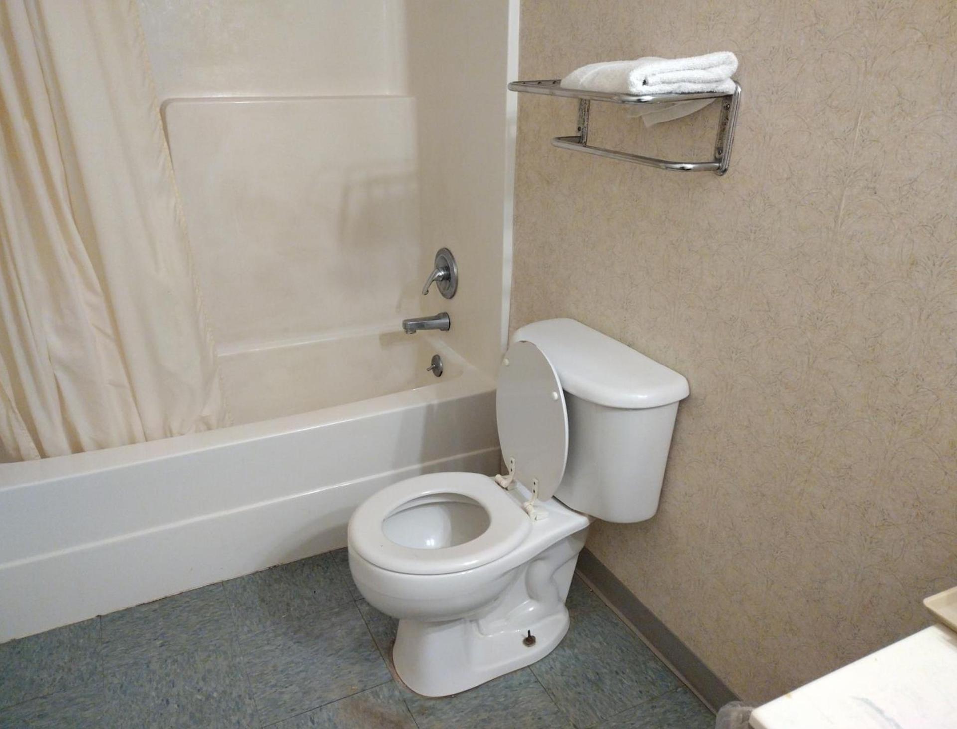 Stonebrook Inn photo 28
