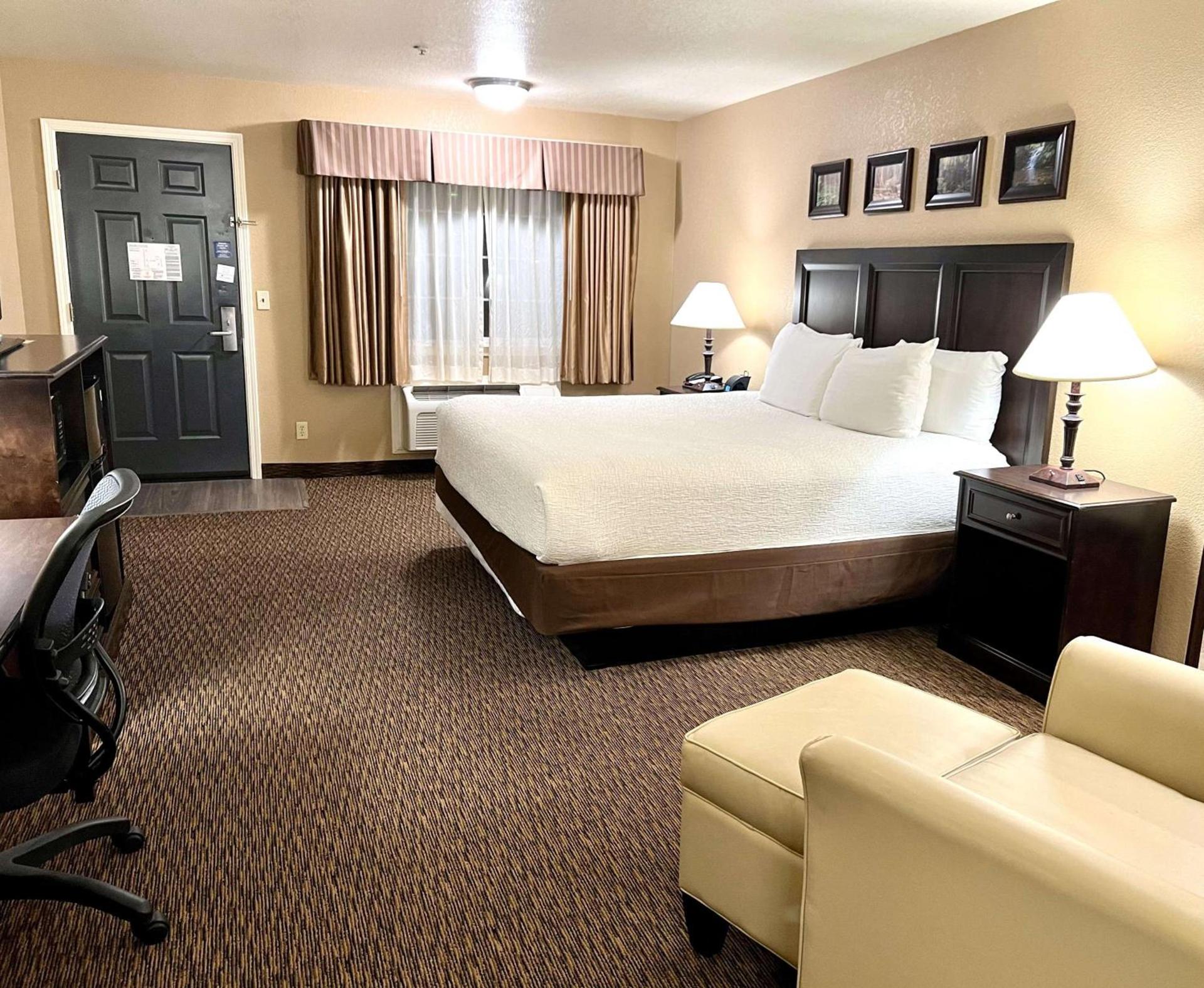 Best Western Country Inn photo 38