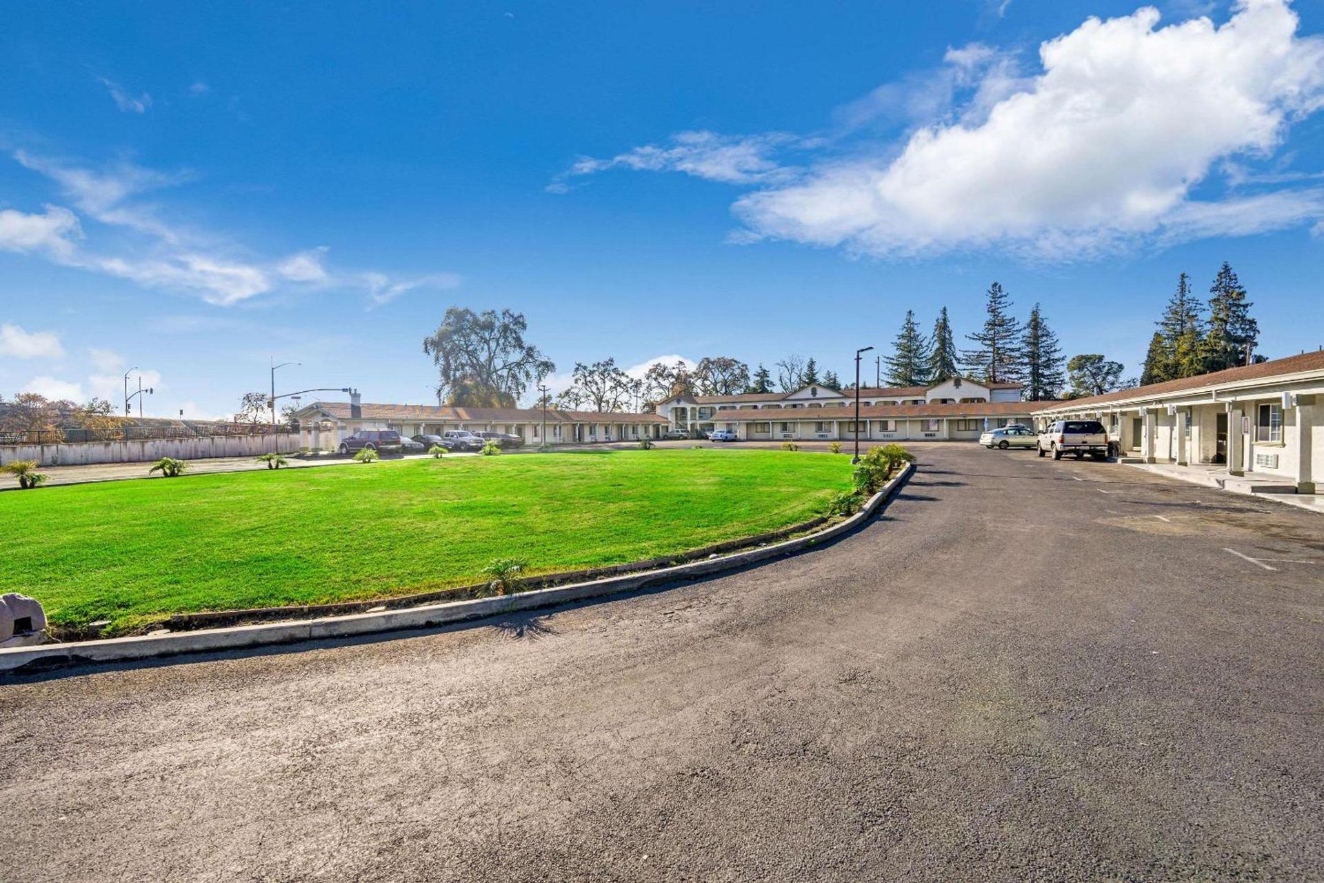 Rodeway Inn Stockton Highway 99 photo 10