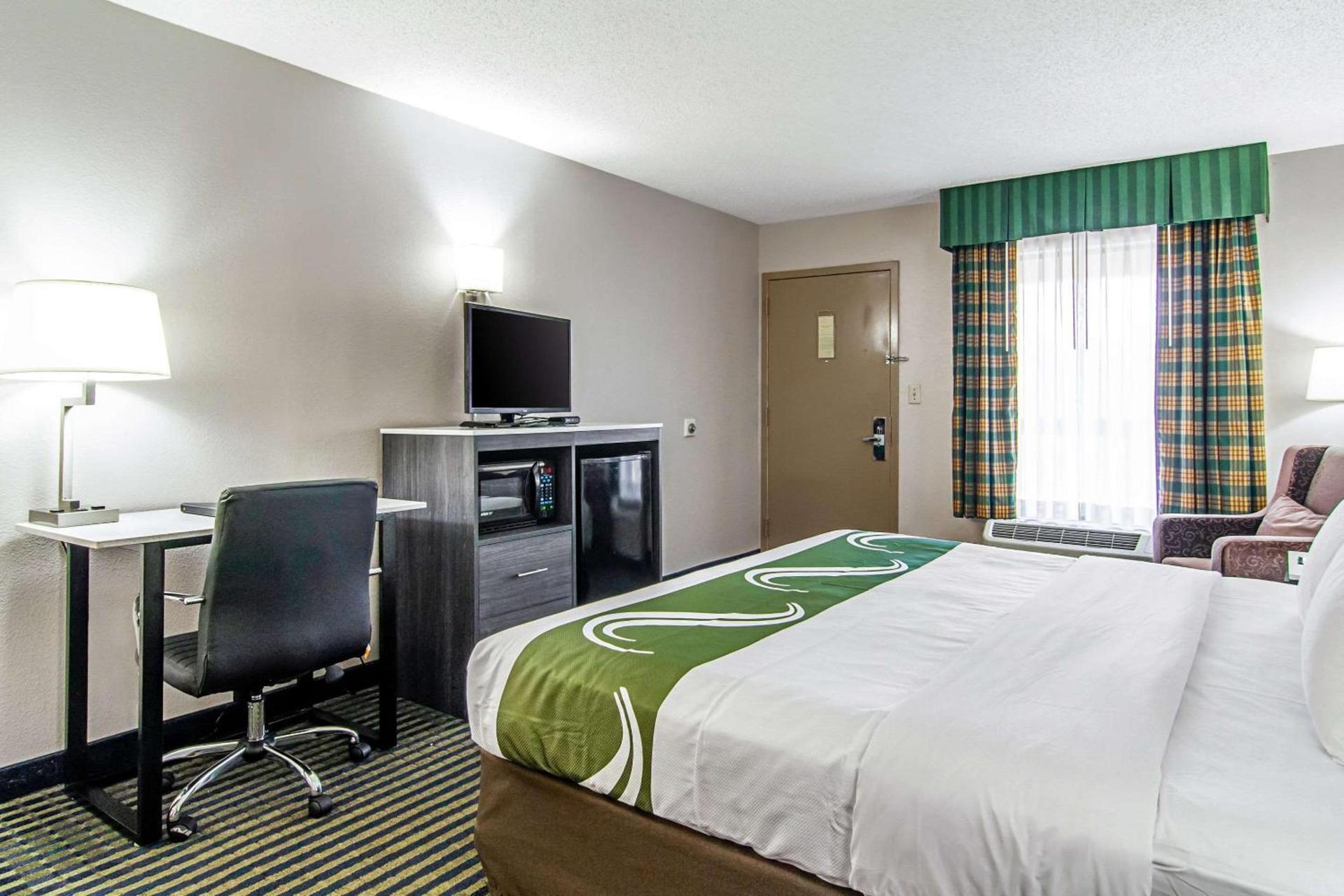 Quality Inn Savannah I-95 photo 15