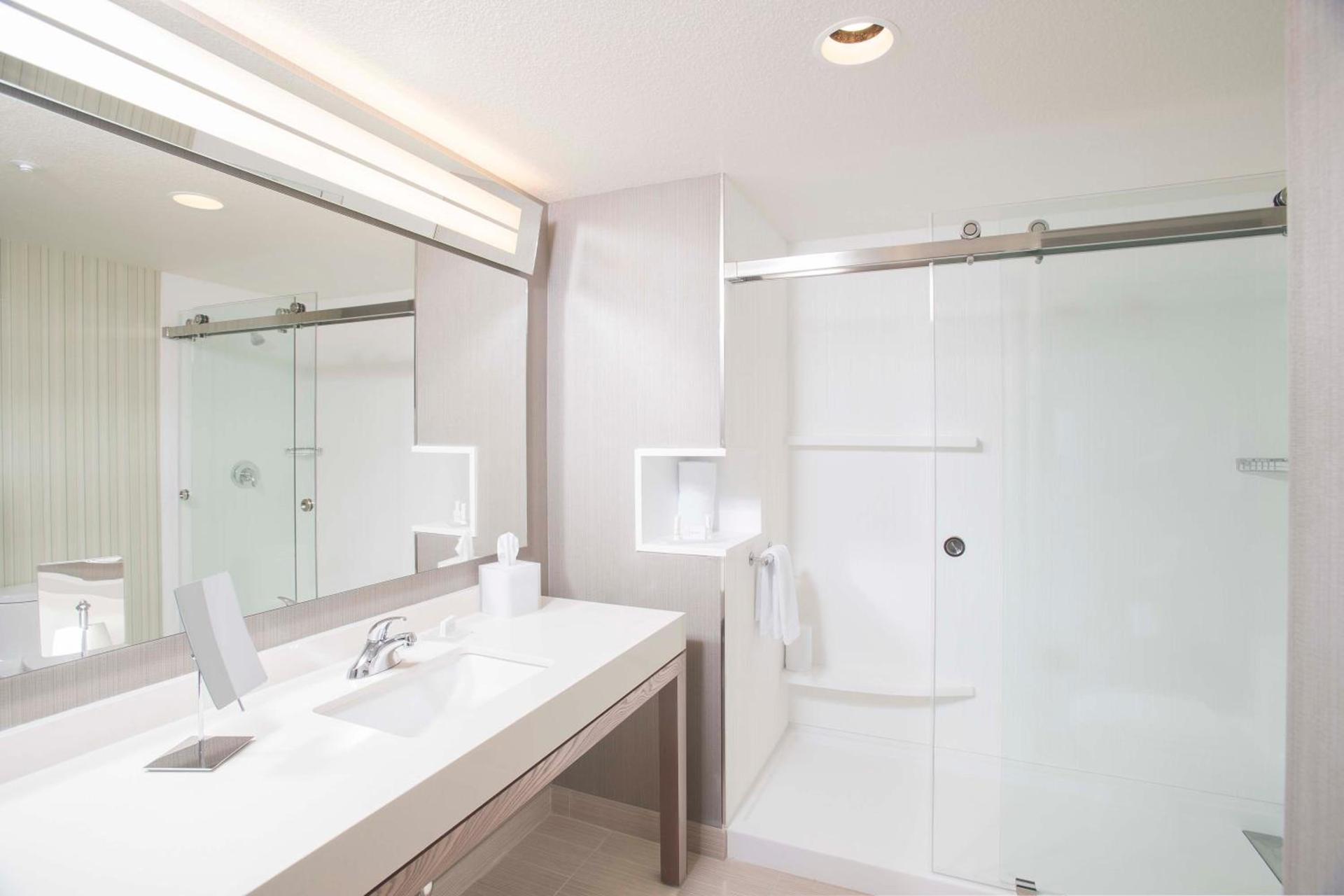 Courtyard by Marriott Redwood City photo 4