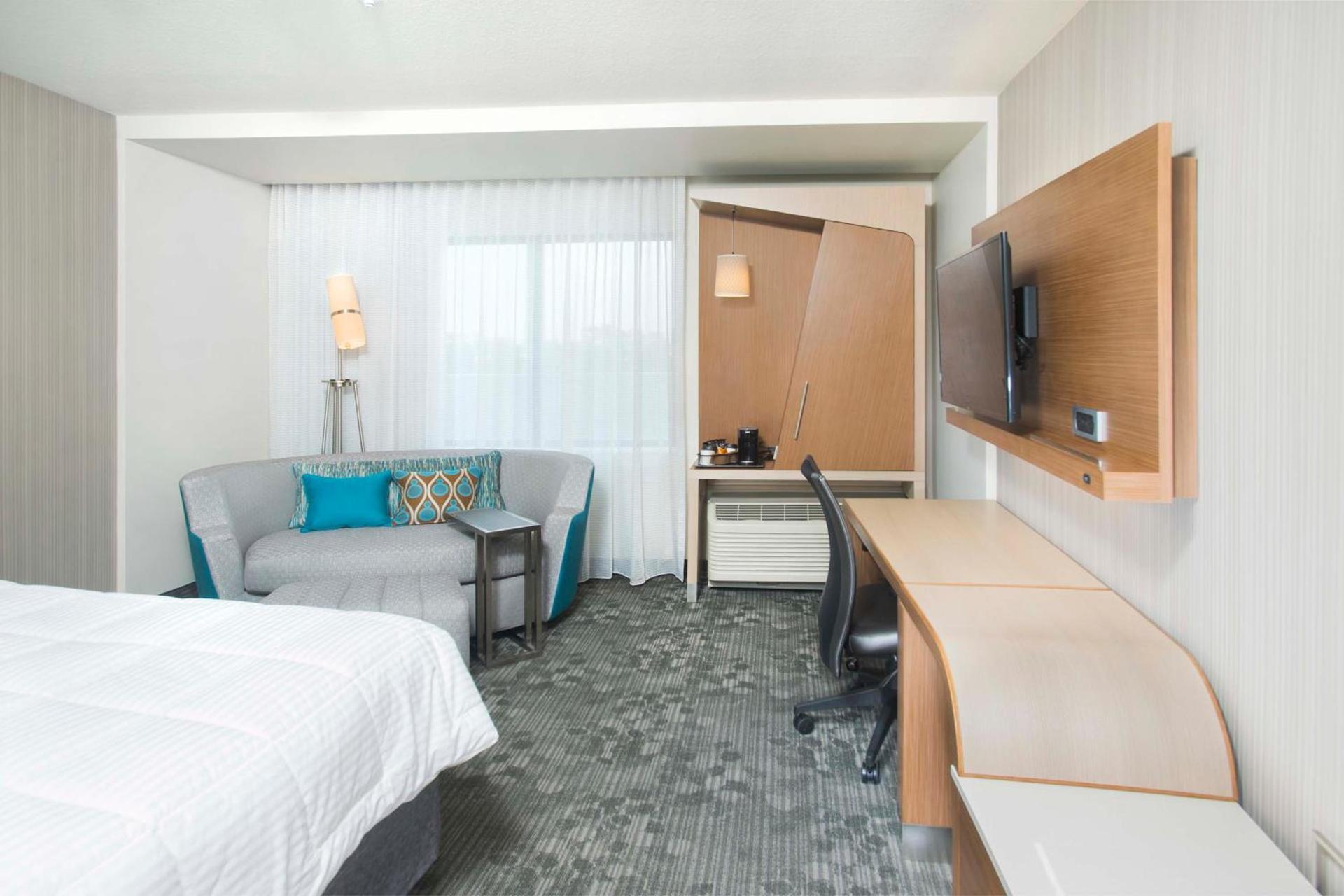 Courtyard by Marriott Redwood City photo 5