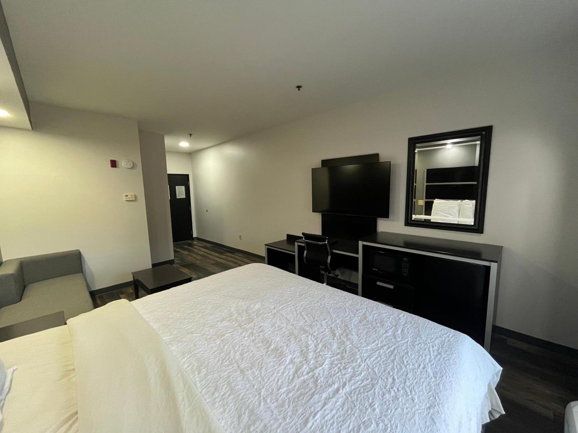 Sonesta Essential Savannah photo 24