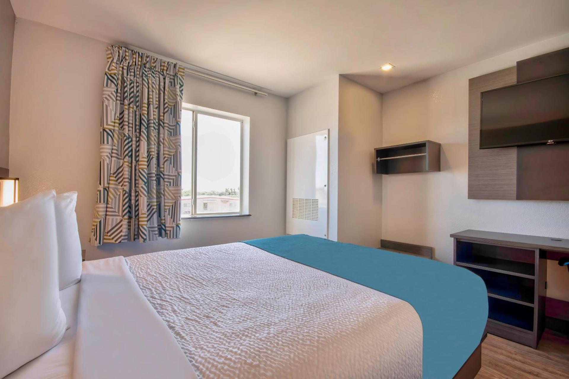 Motel 6-Harlingen, TX photo 8