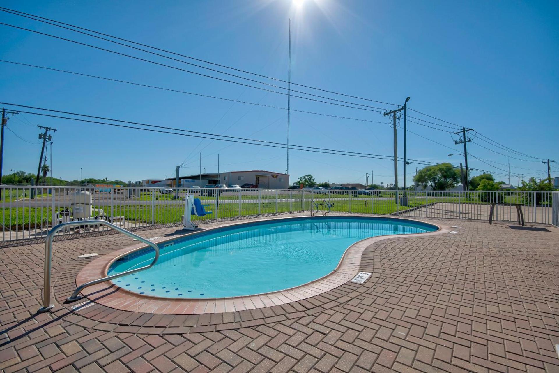 Motel 6-Harlingen, TX photo 22