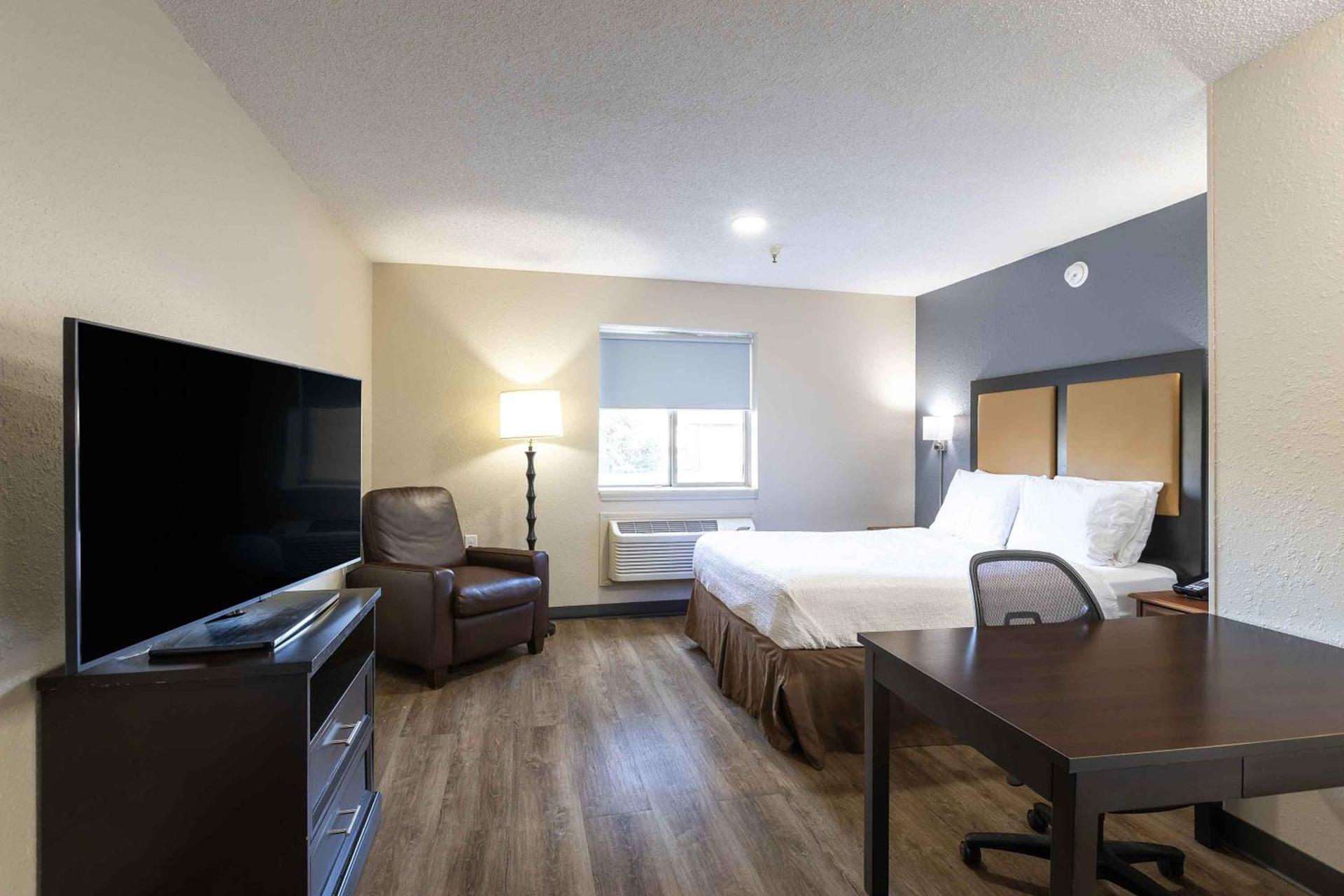 Extended Stay America Suites - Columbia - Greystone photo 48