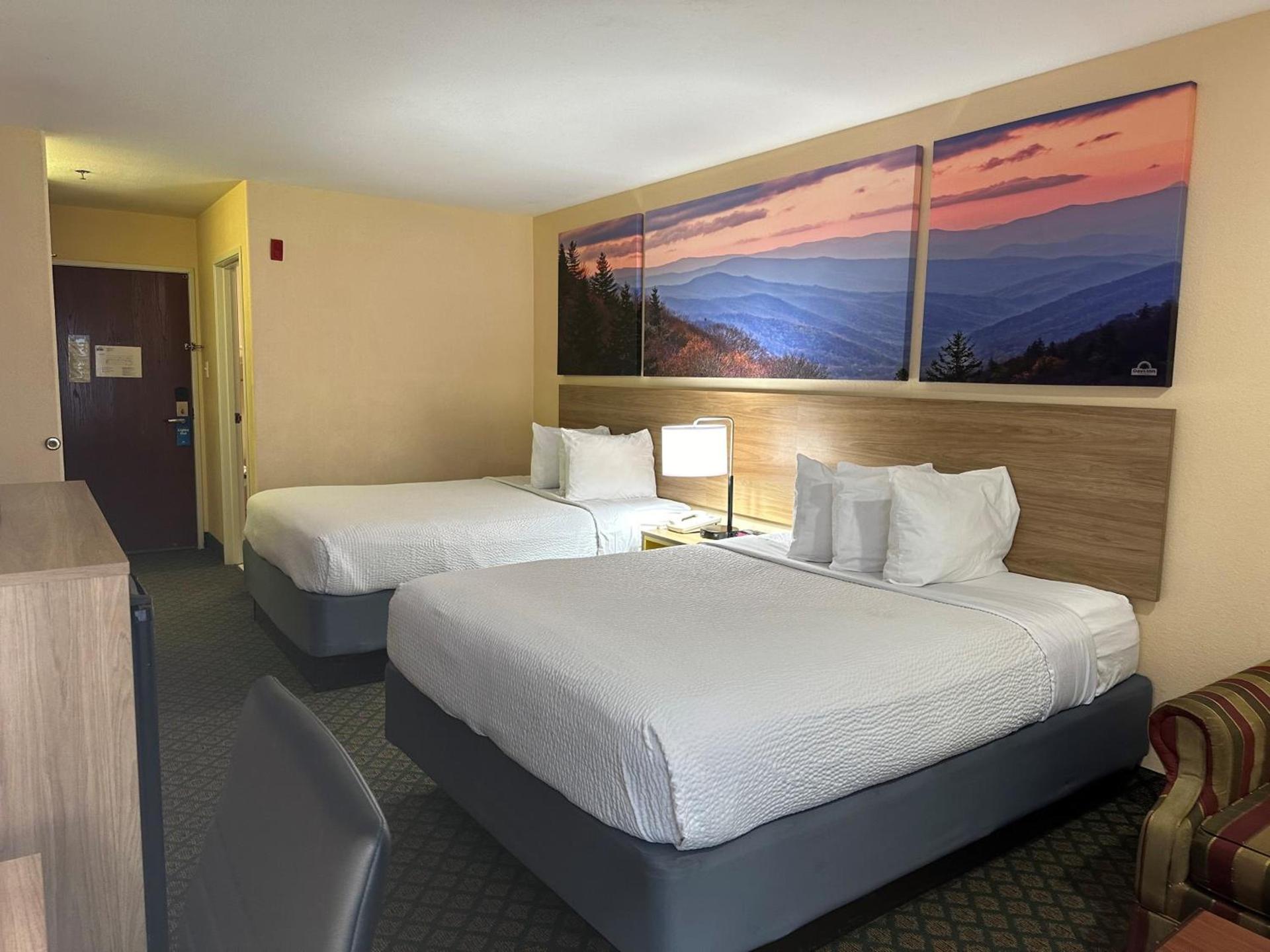 Days Inn & Suites by Wyndham Eunice photo 30