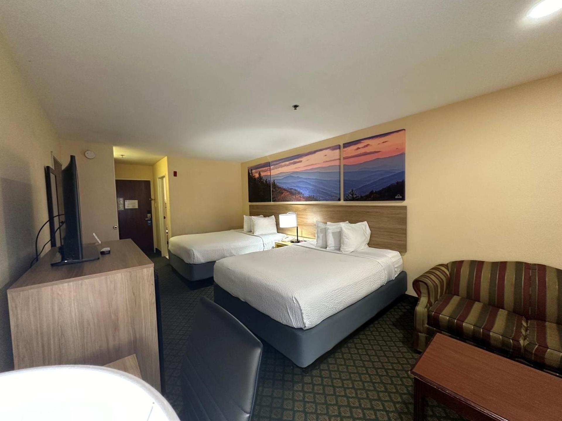 Days Inn & Suites by Wyndham Eunice photo 62