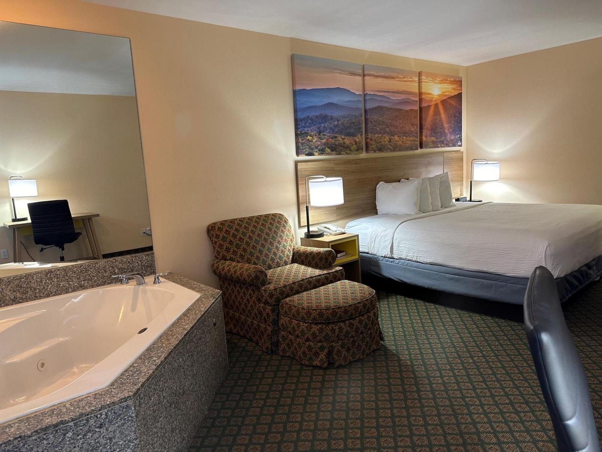 Days Inn & Suites by Wyndham Eunice photo 42