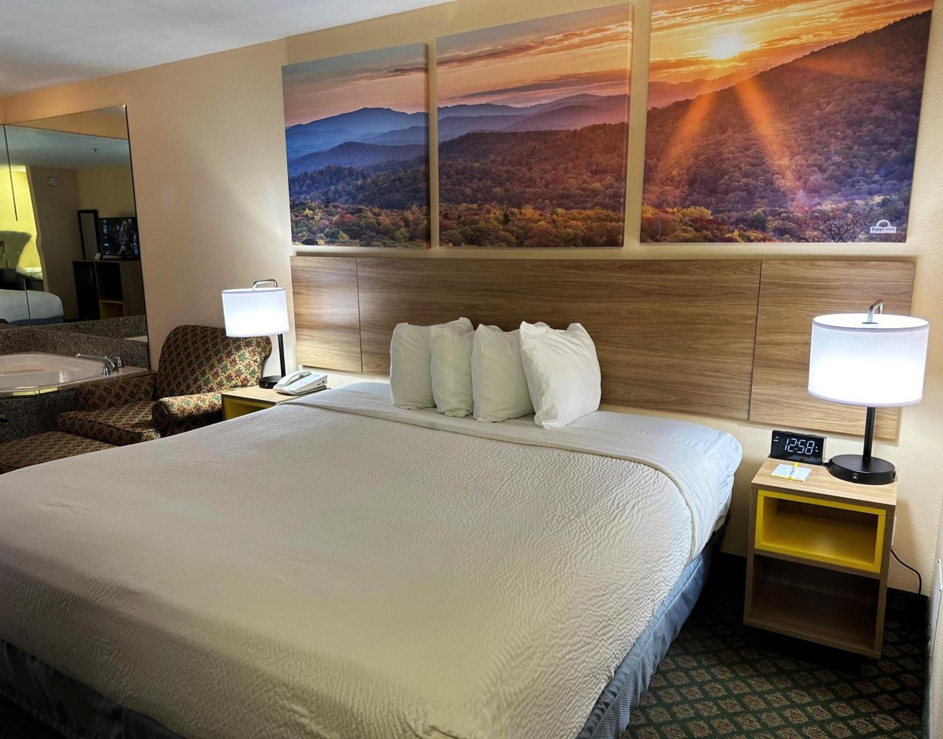 Days Inn & Suites by Wyndham Eunice photo 41