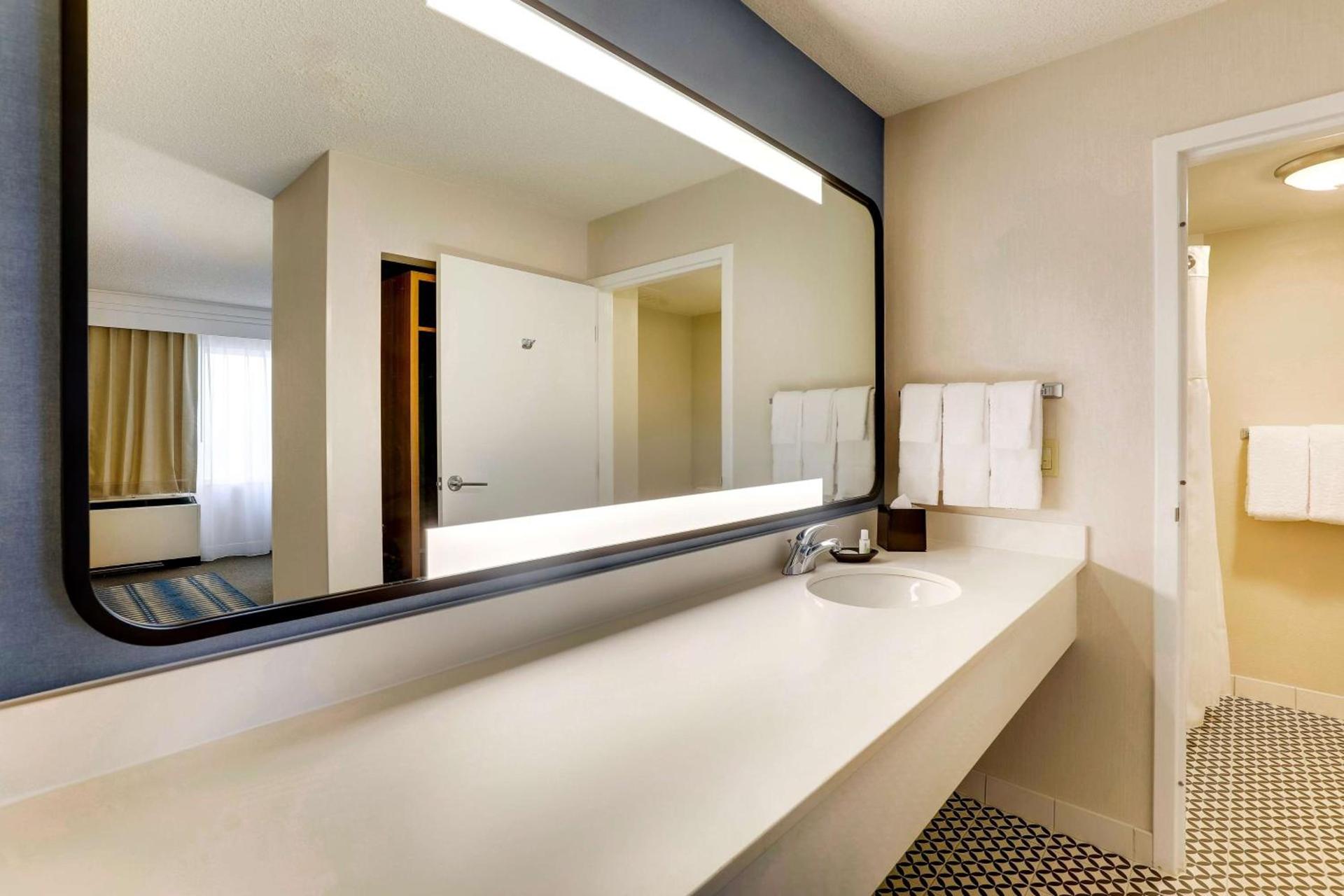 Sonesta Select San Francisco Airport Oyster Point Waterfront photo 85