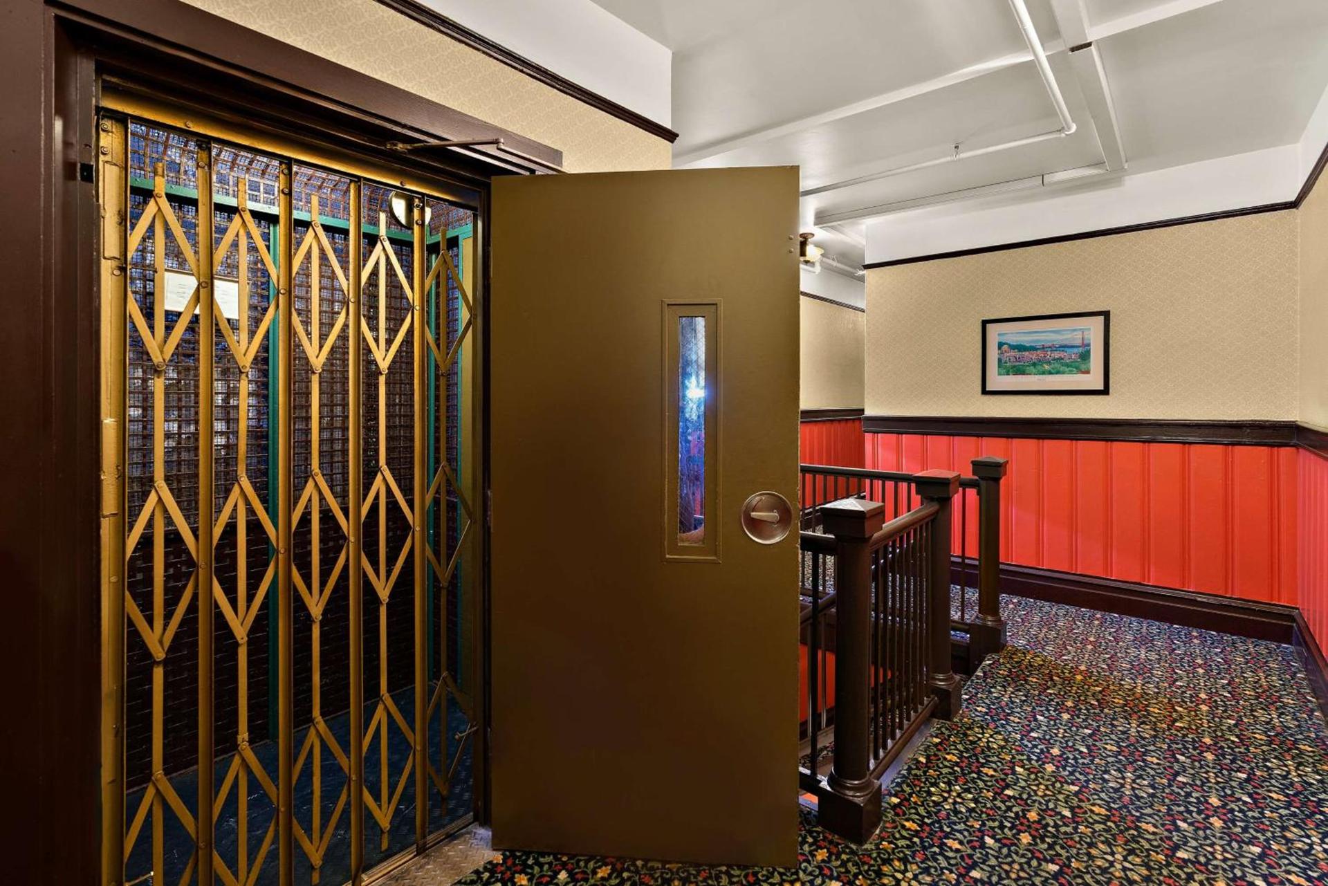 Mithila San Francisco - SureStay Collection by Best Western photo 8