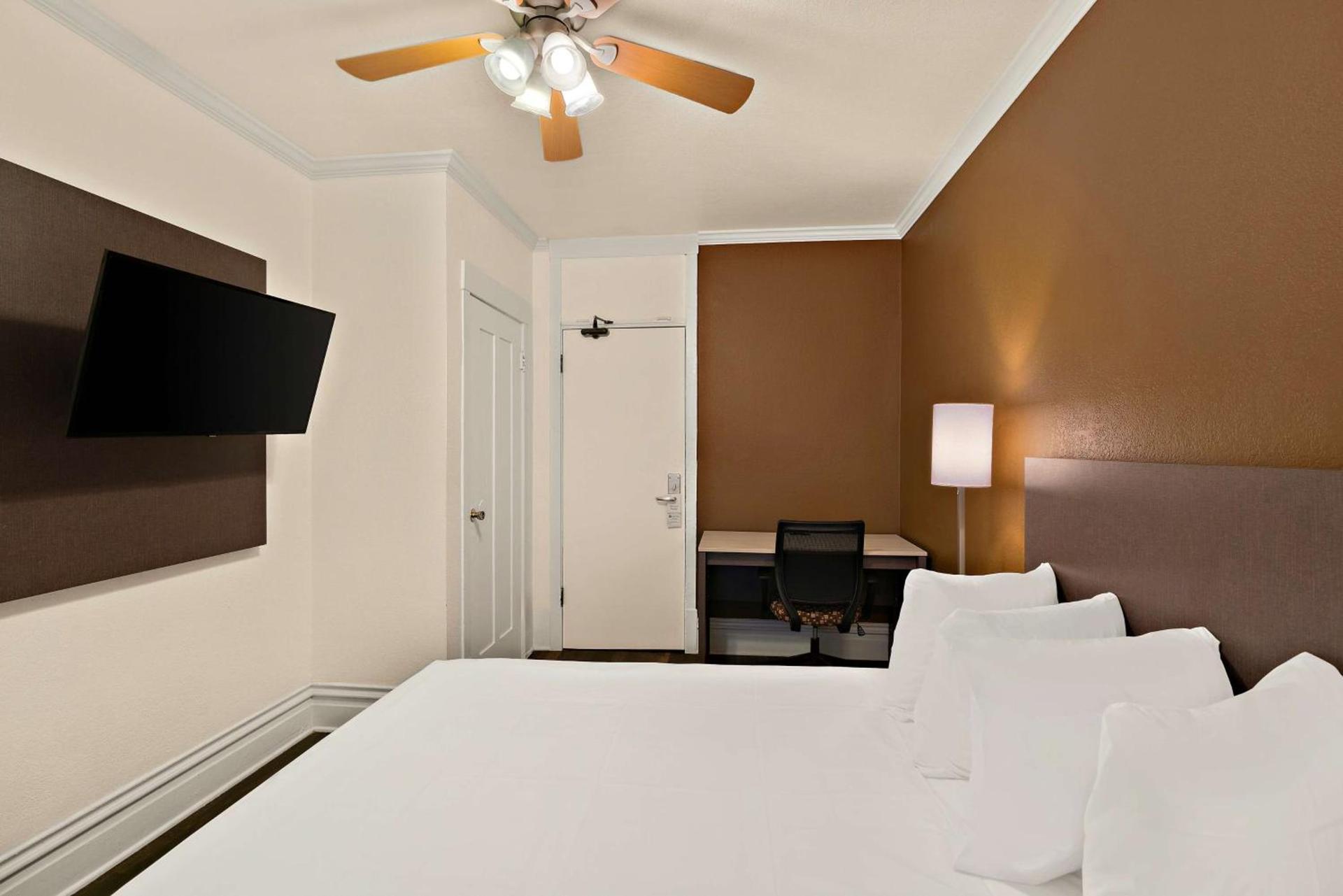 Mithila San Francisco - SureStay Collection by Best Western photo 10