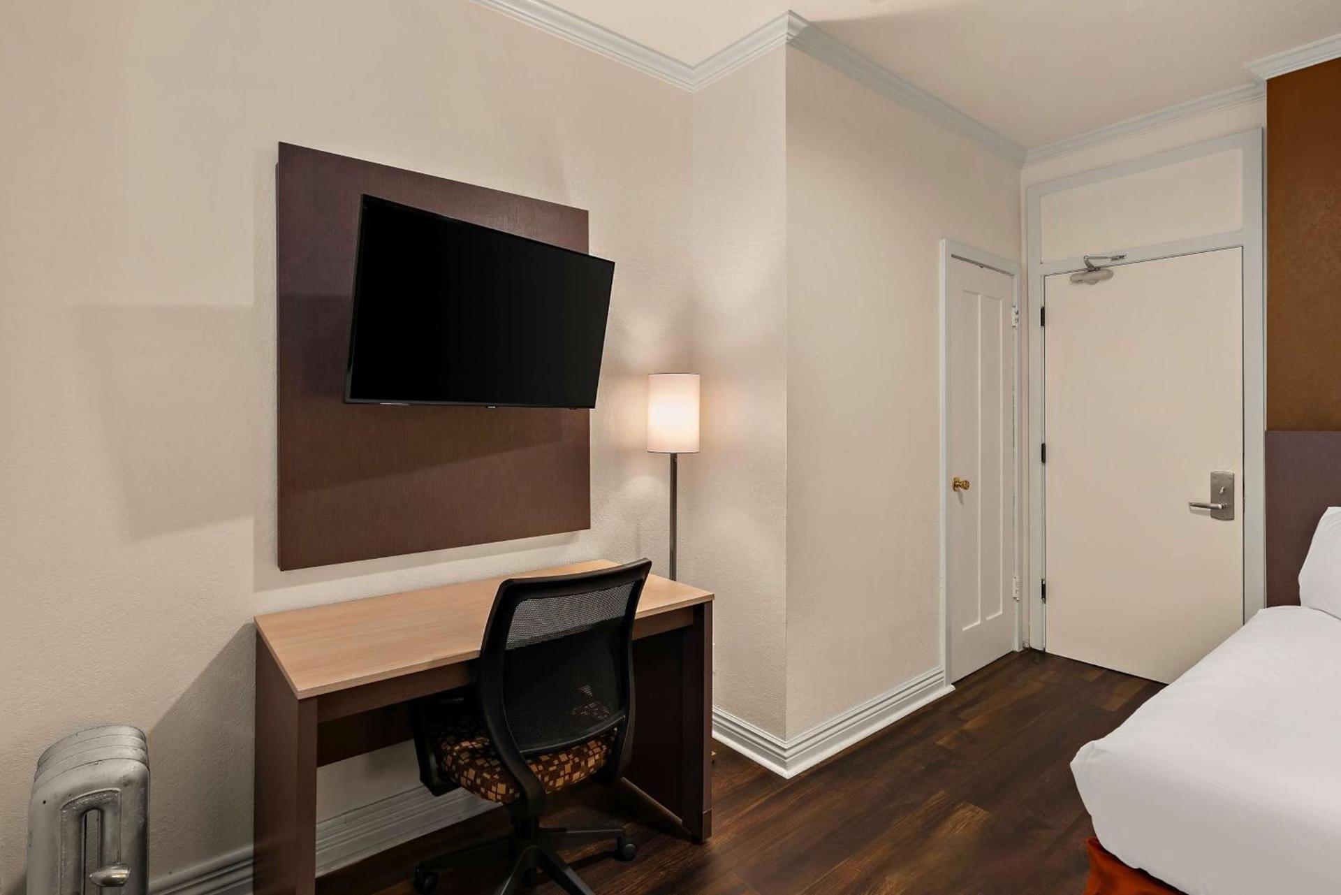 Mithila San Francisco - SureStay Collection by Best Western photo 14