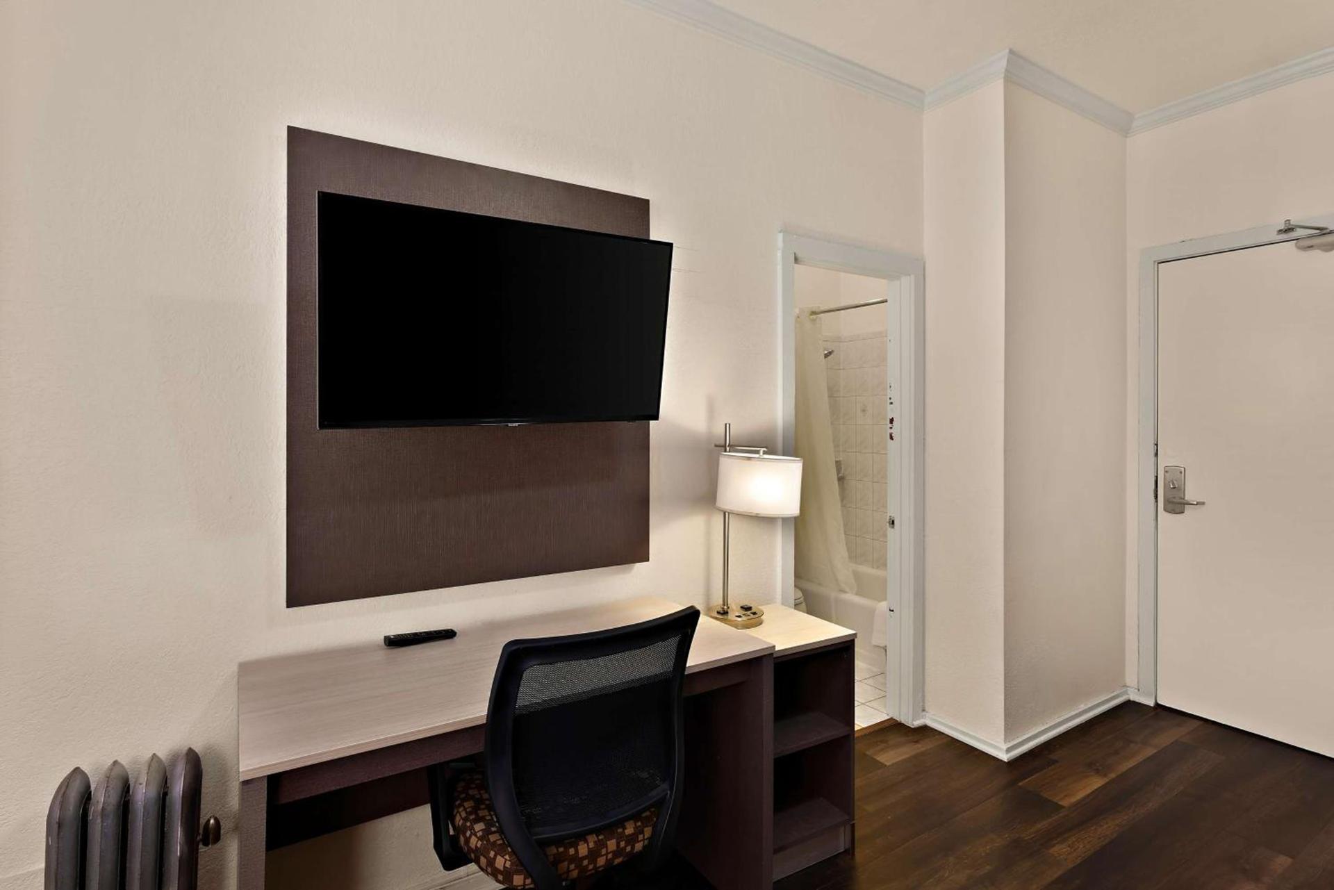 Mithila San Francisco - SureStay Collection by Best Western photo 17
