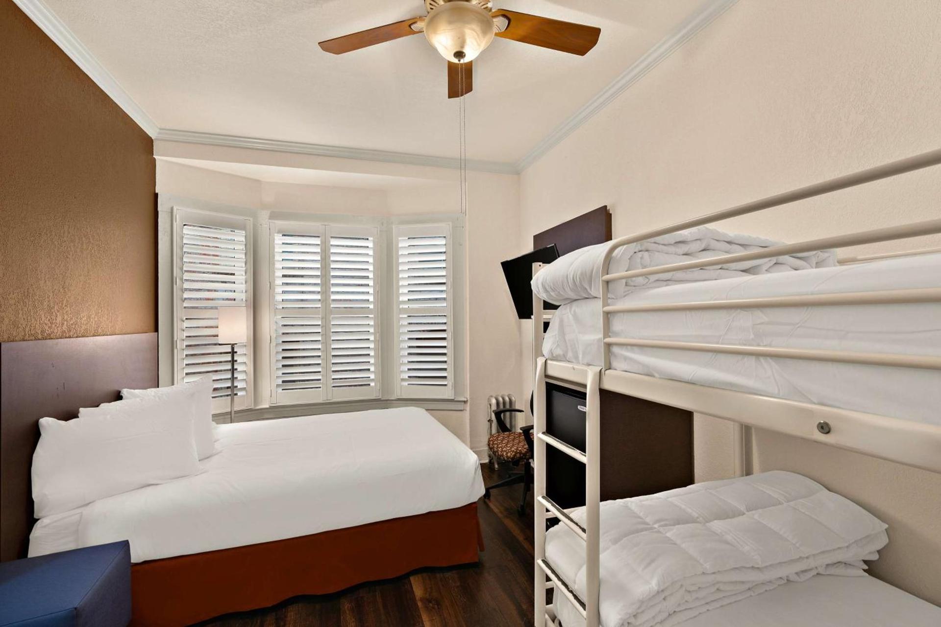 Mithila San Francisco - SureStay Collection by Best Western photo 4