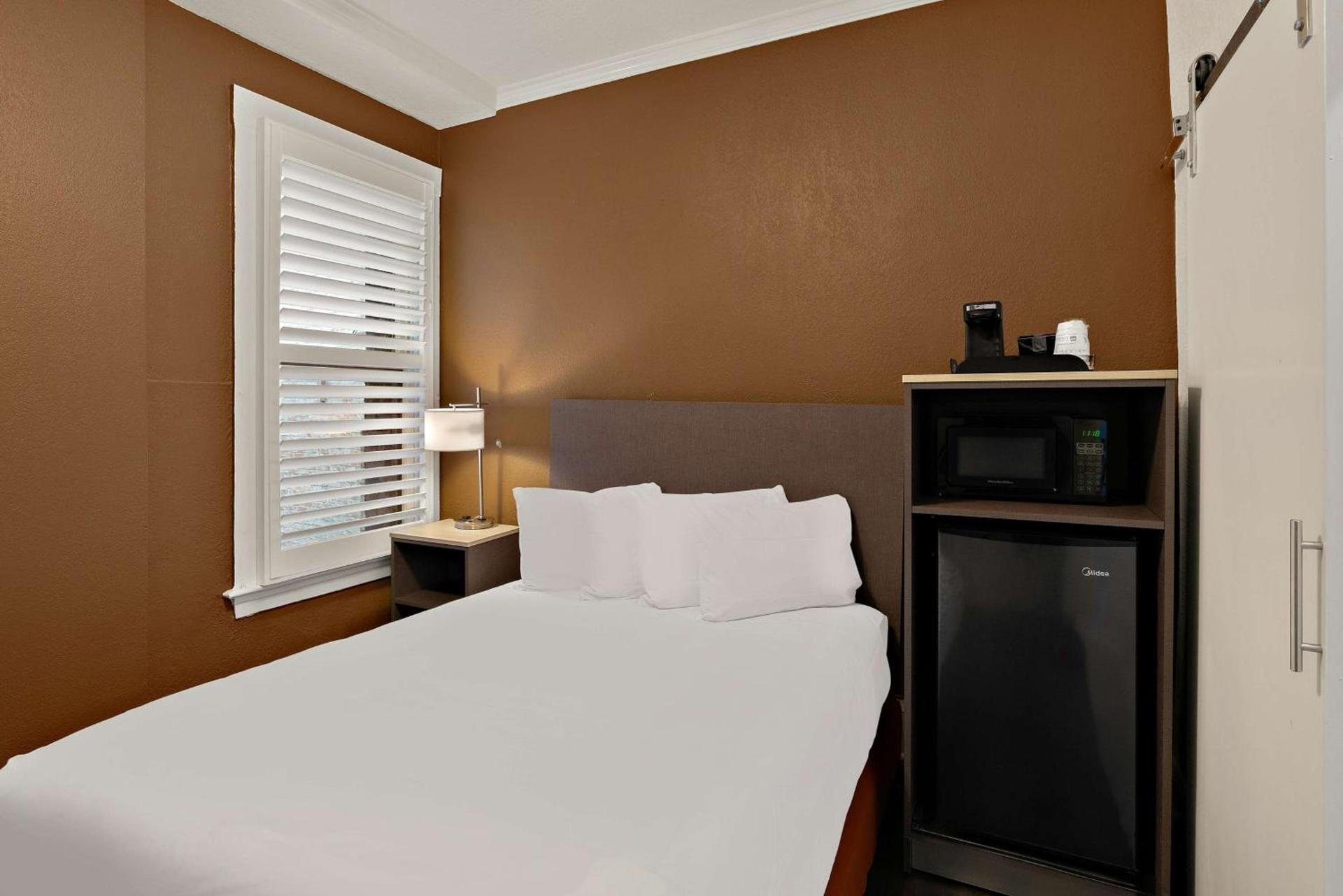 Mithila San Francisco - SureStay Collection by Best Western photo 31
