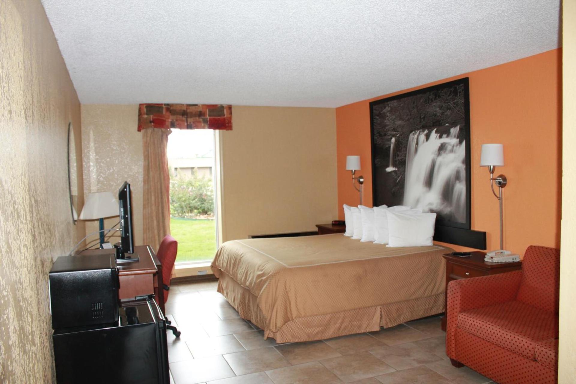Fairview Inn & Suite photo 11