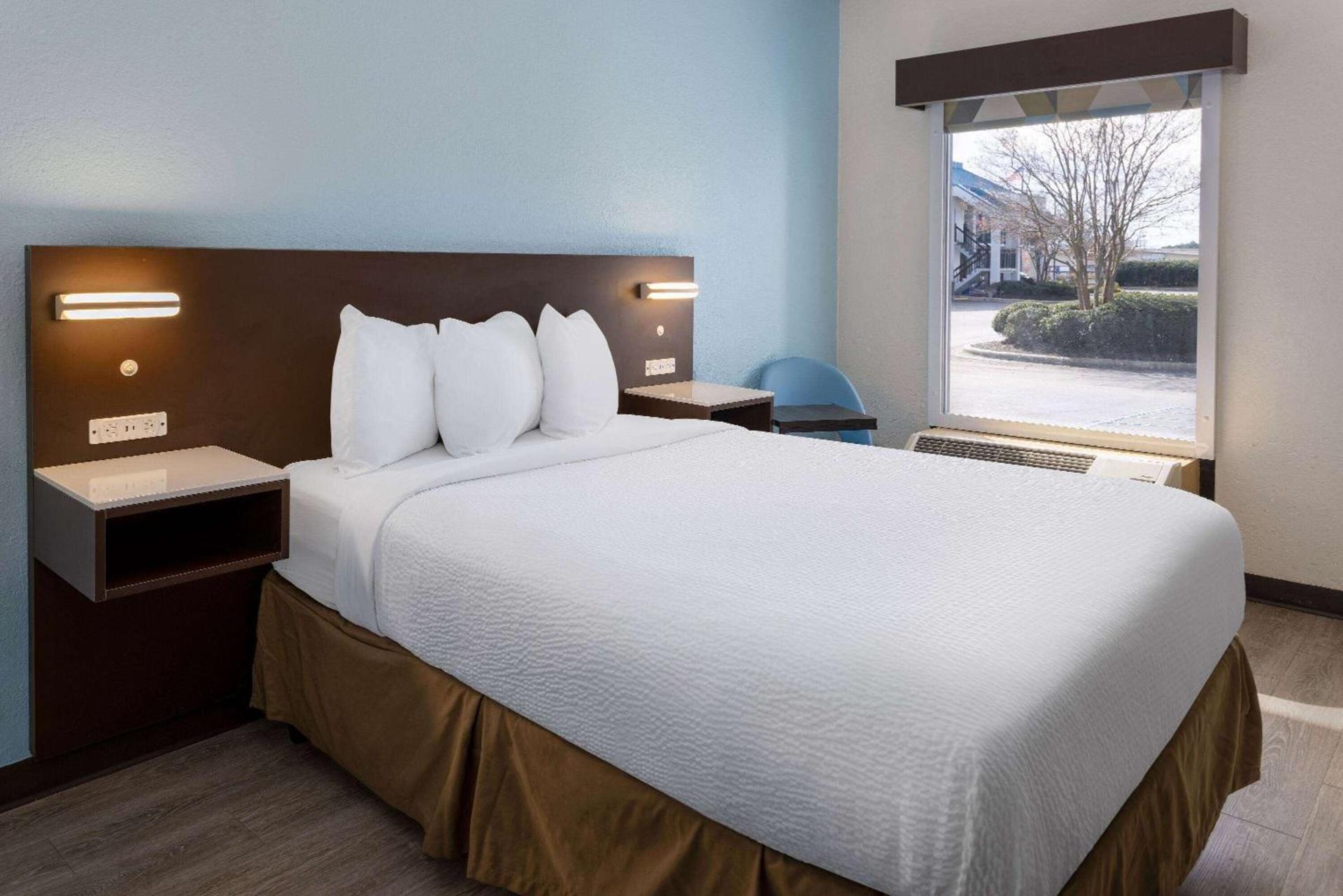 Studio 6 Suites Jacksonville, NC - Camp LeJeune photo 21