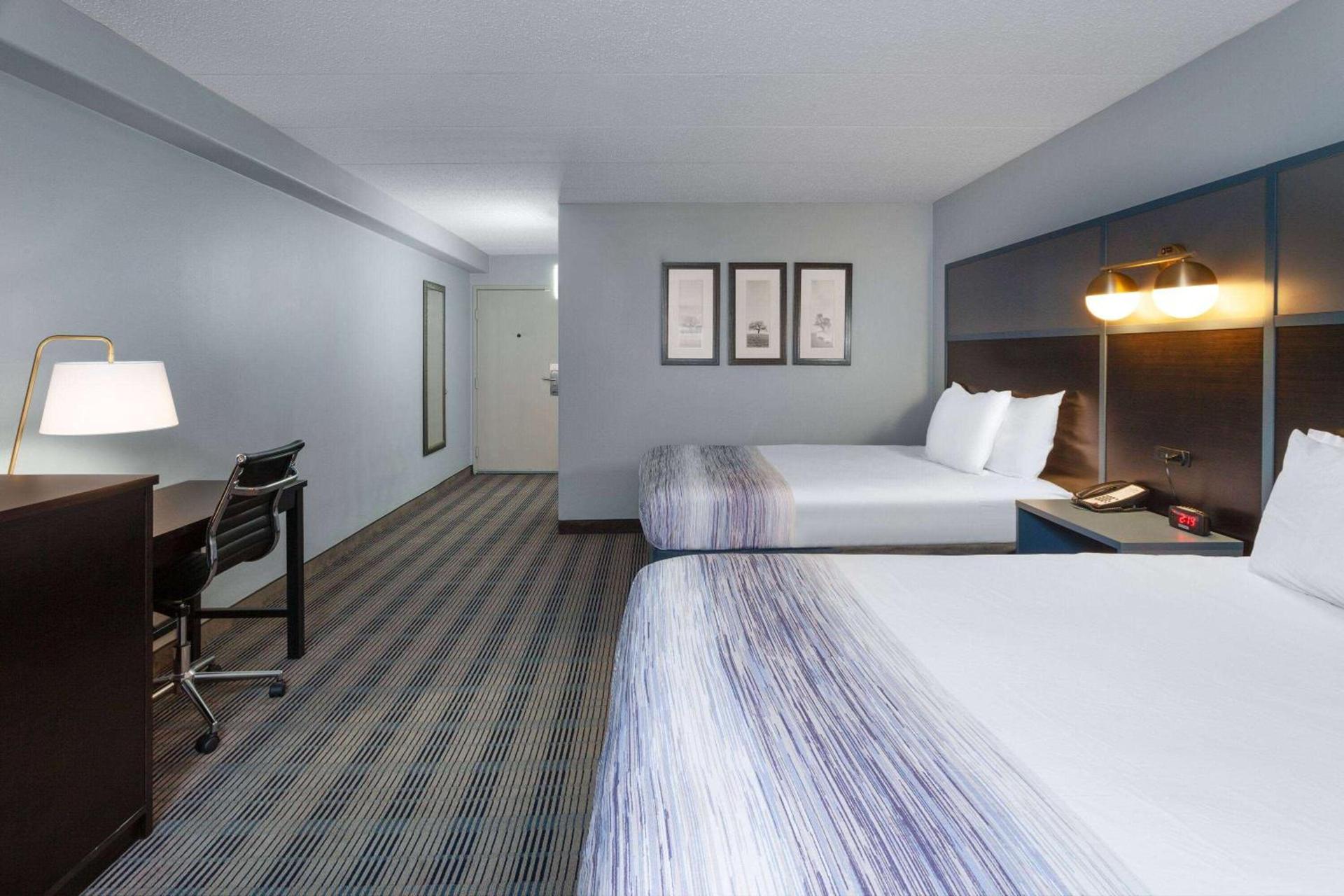 AmericInn by Wyndham Peoria photo 10