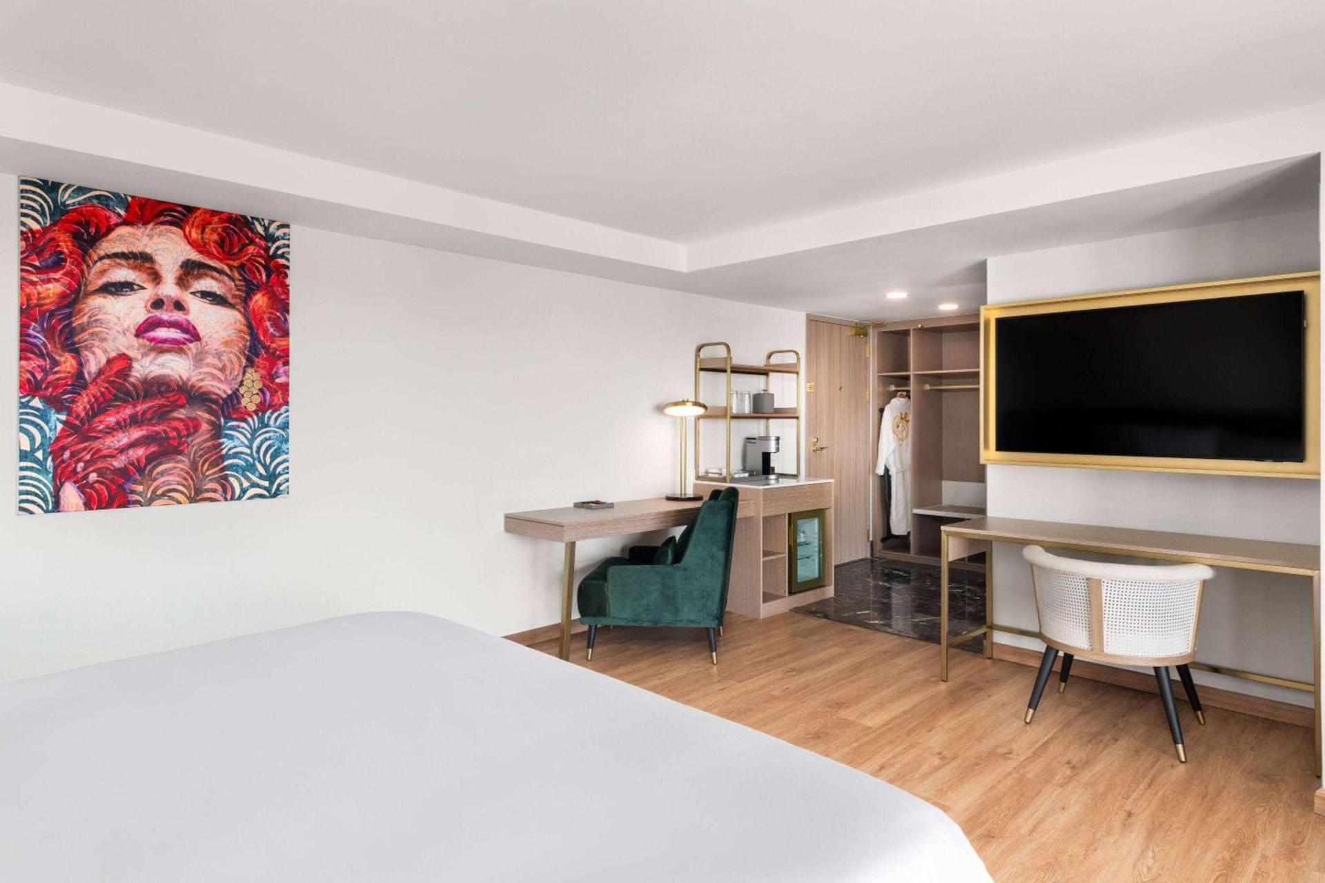 Dolce by Wyndham Hollywood photo 58