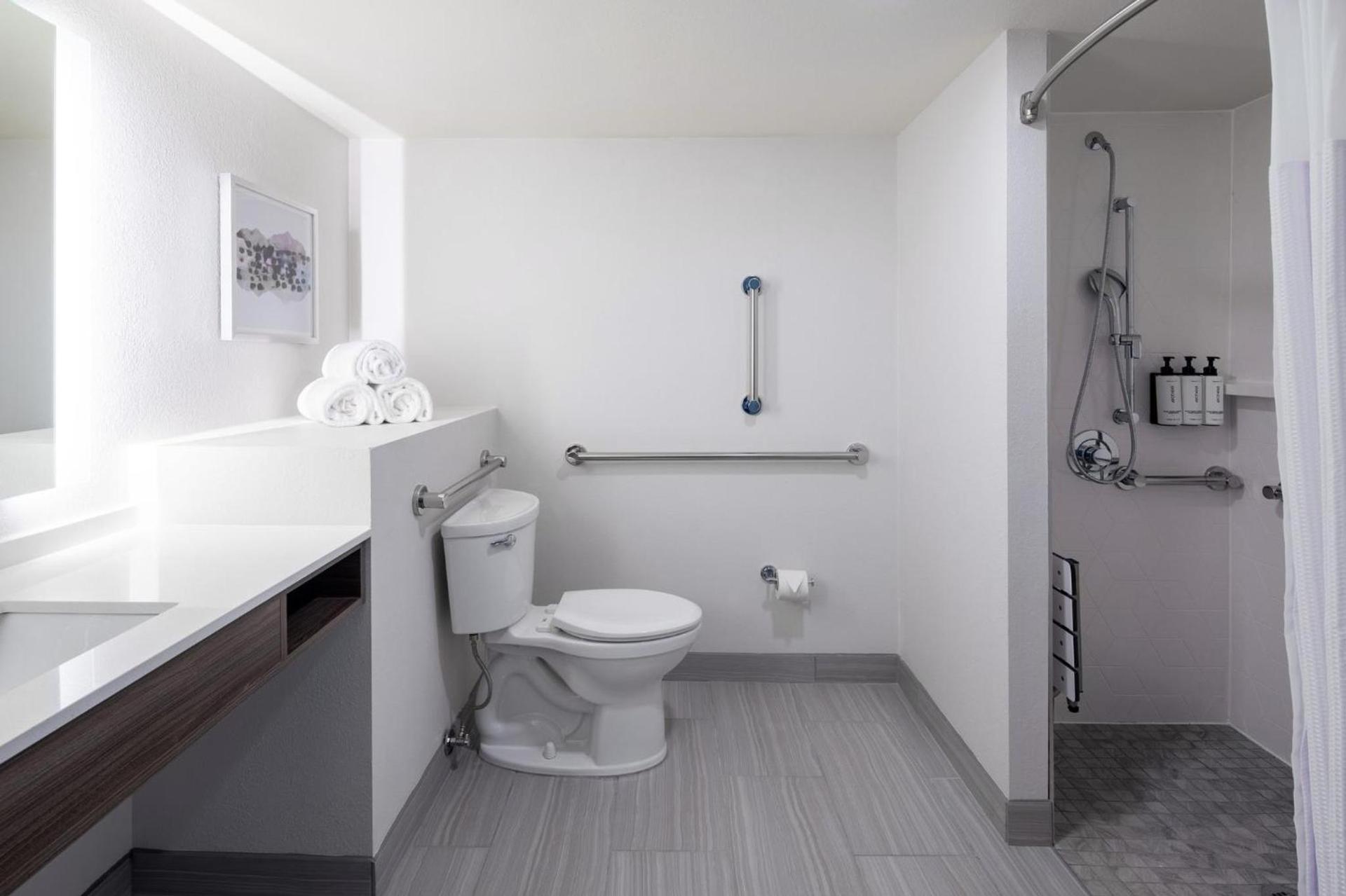 Crowne Plaza Atlanta NE - Norcross by IHG photo 37