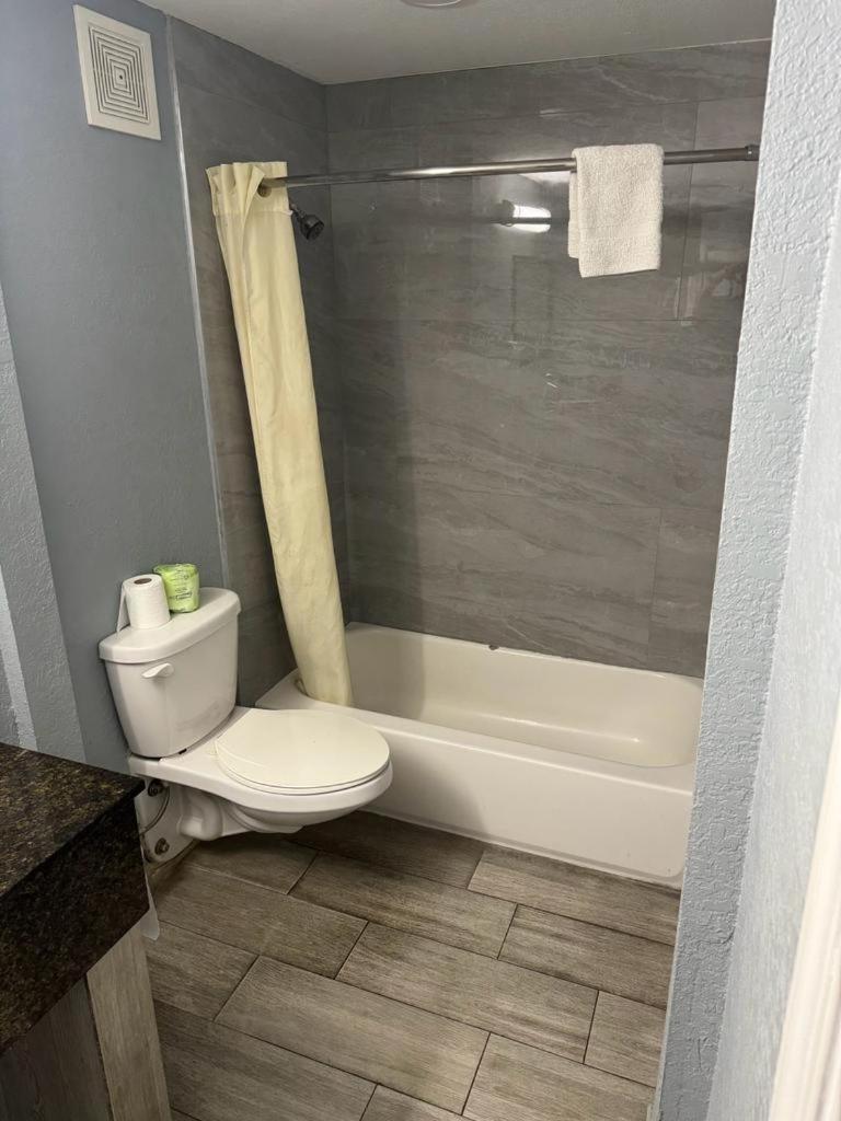 Midtown Lodge photo 17
