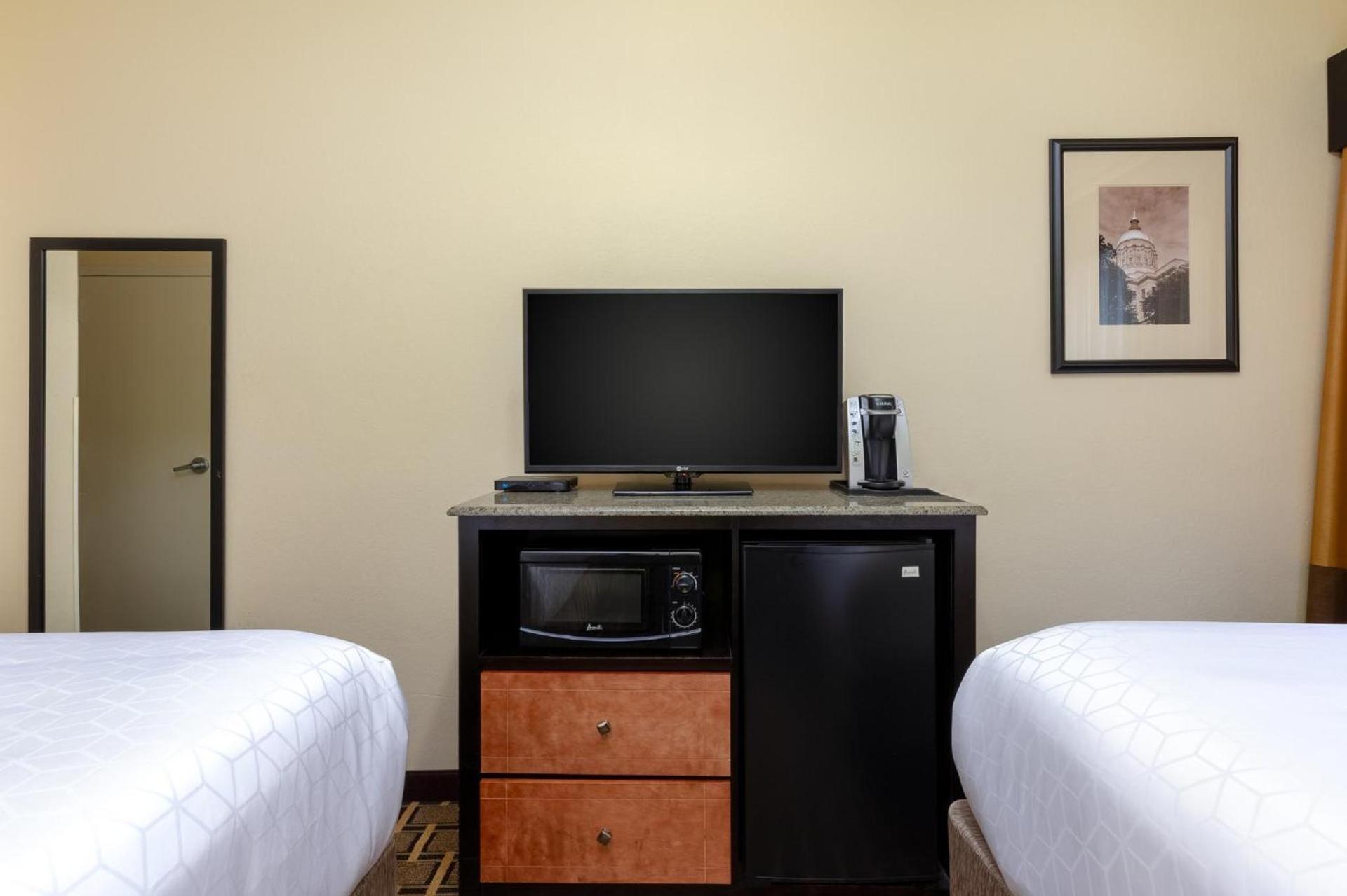Holiday Inn Express & Suites - Atlanta Downtown by IHG photo 41