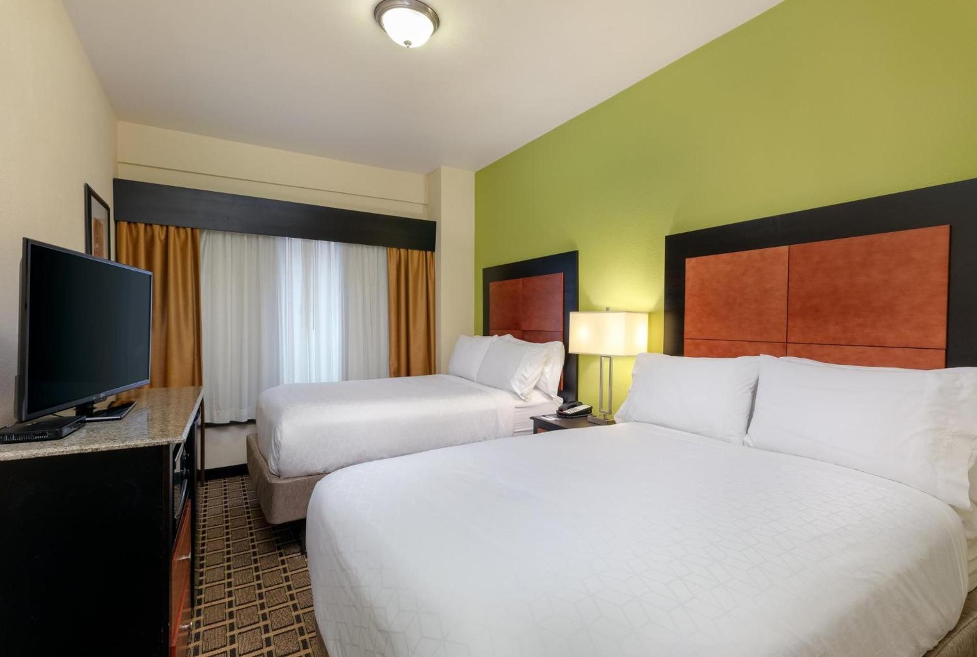 Holiday Inn Express & Suites - Atlanta Downtown by IHG photo 45