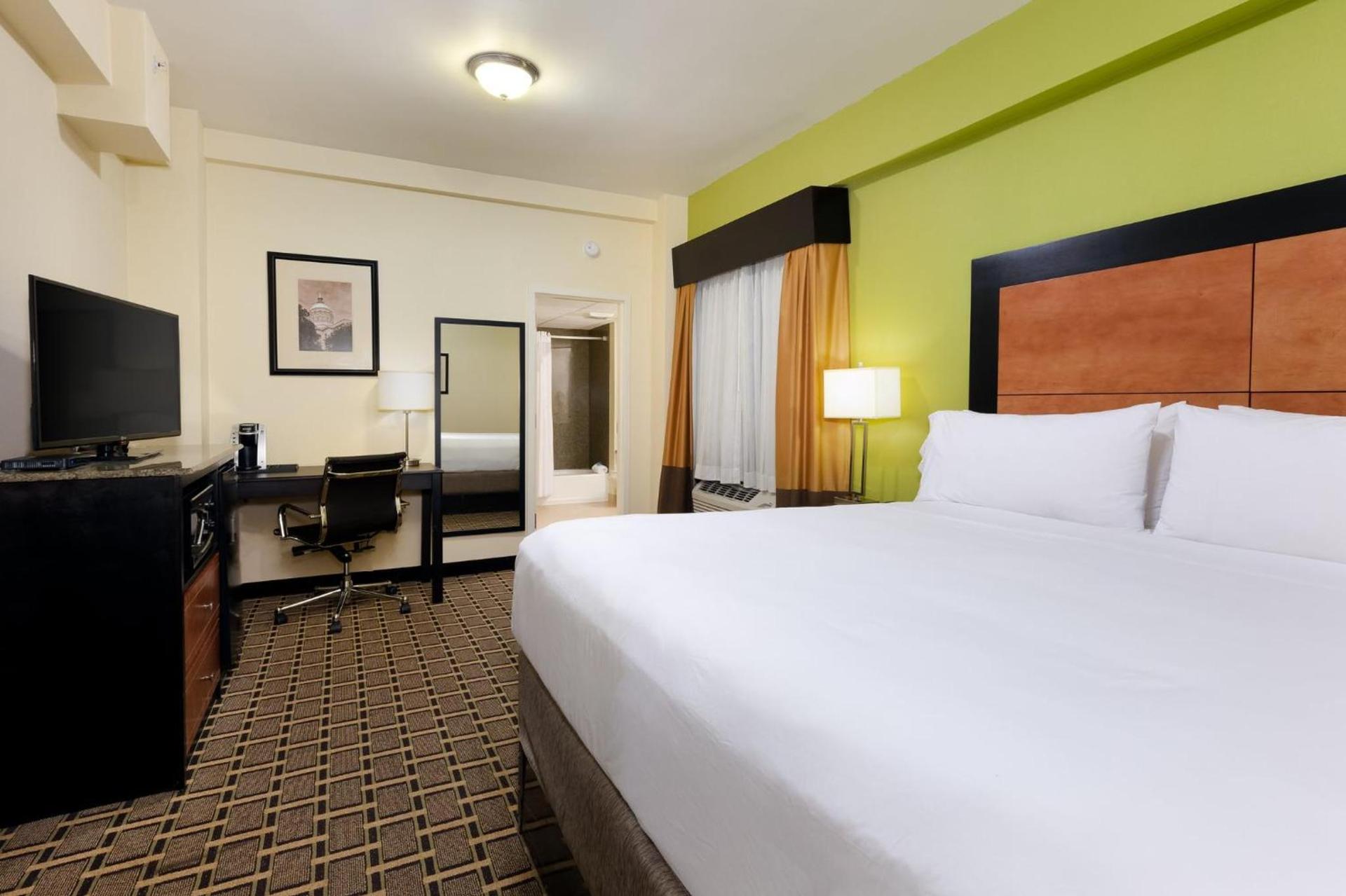 Holiday Inn Express & Suites - Atlanta Downtown by IHG photo 40