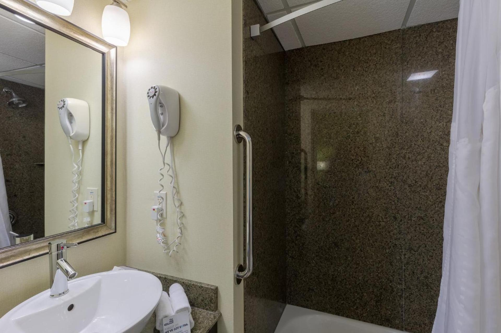 Holiday Inn Express & Suites - Atlanta Downtown by IHG photo 10