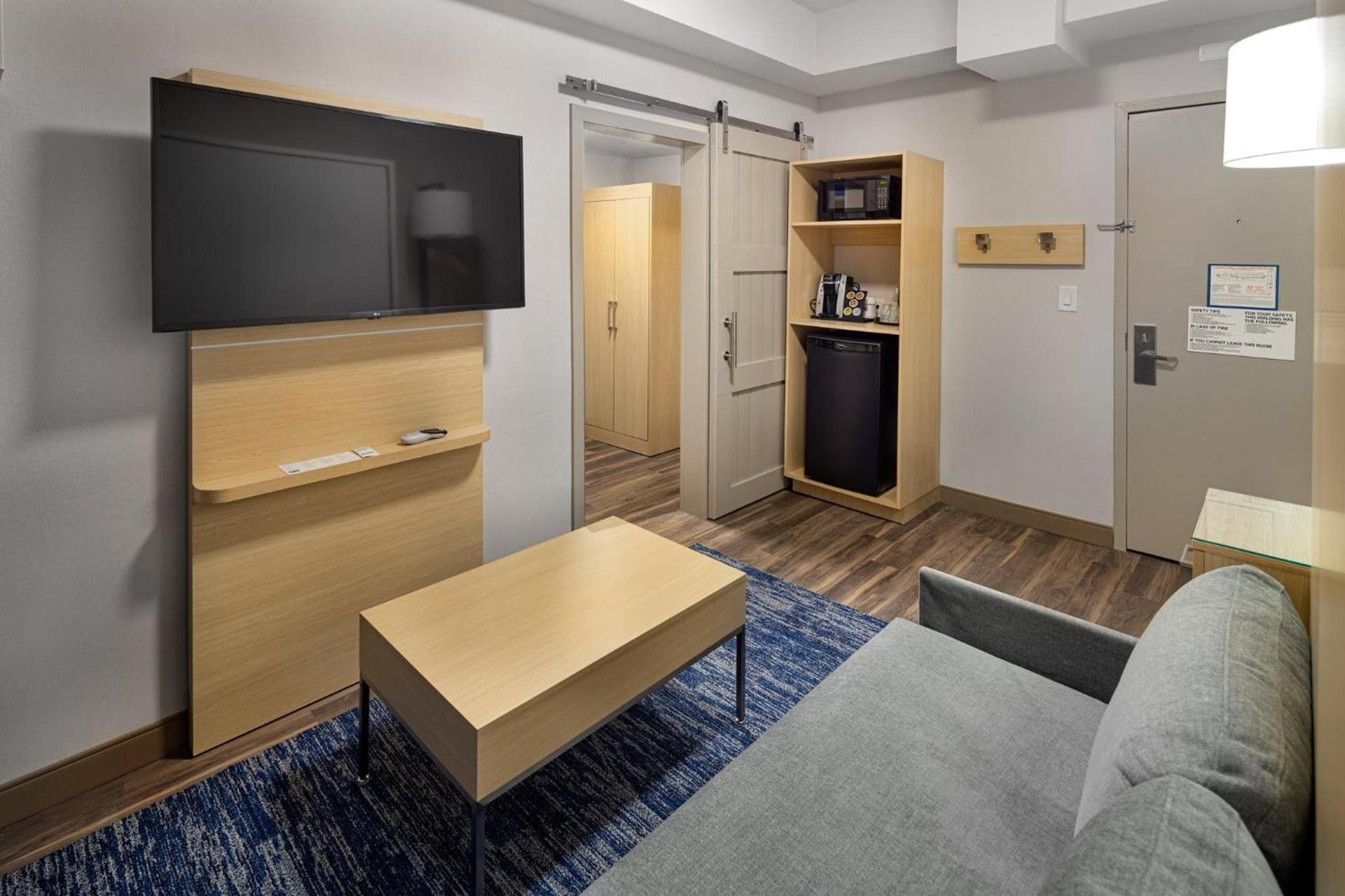 Holiday Inn Express & Suites - Atlanta Downtown by IHG photo 59