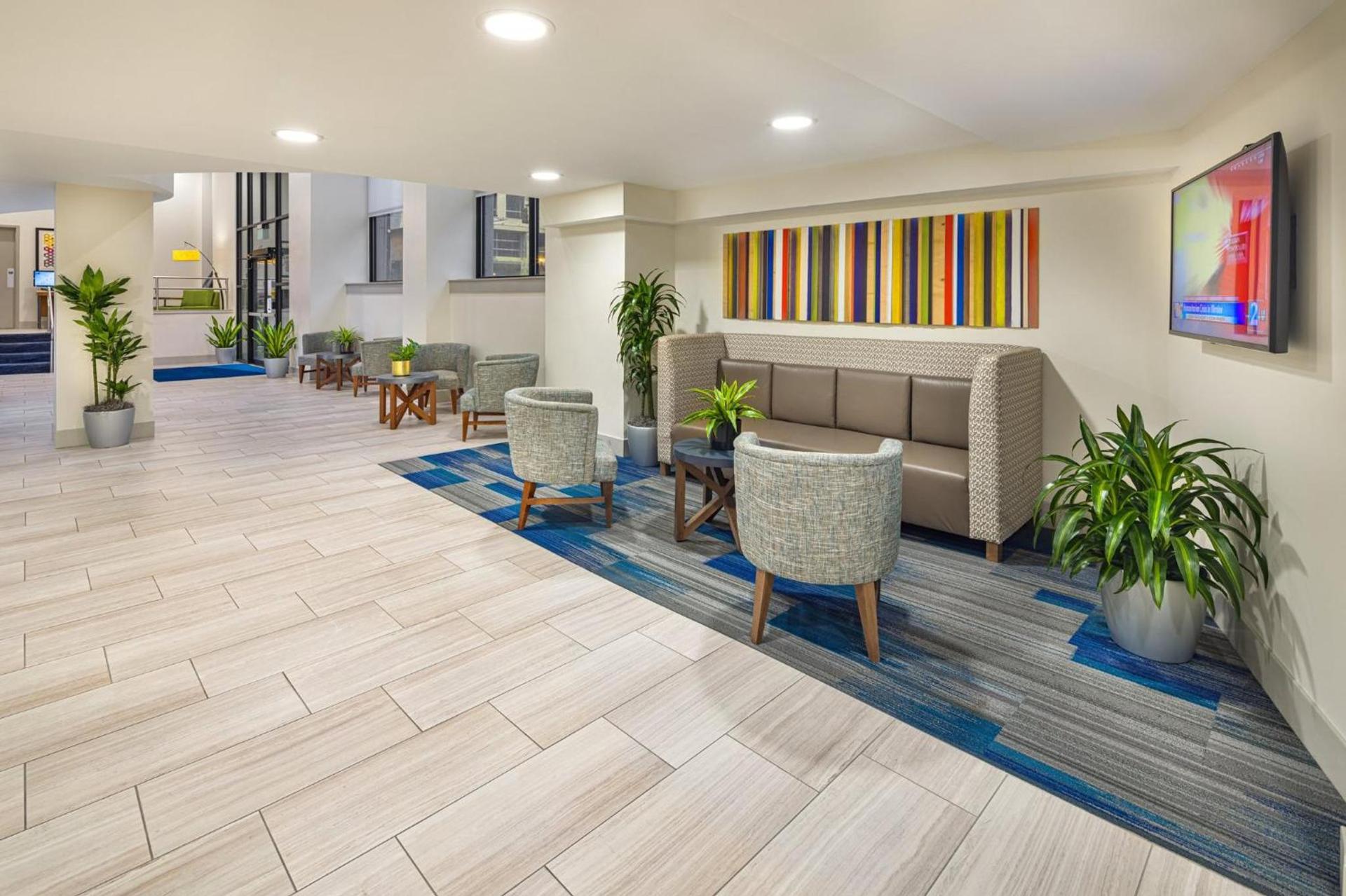Holiday Inn Express & Suites - Atlanta Downtown by IHG photo 16