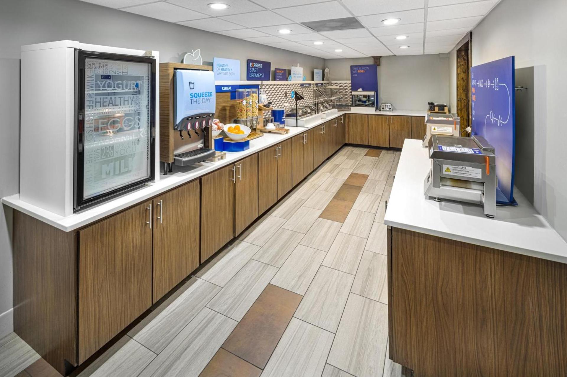 Holiday Inn Express & Suites - Atlanta Downtown by IHG photo 29