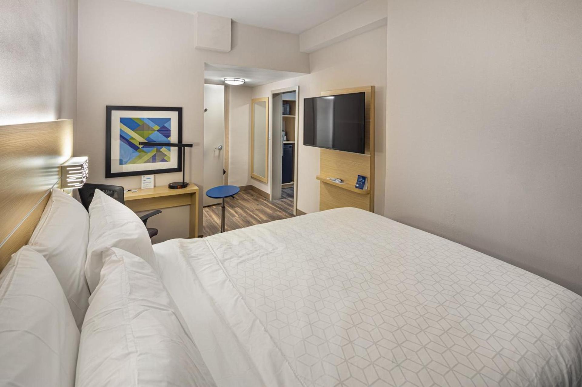 Holiday Inn Express & Suites - Atlanta Downtown by IHG photo 31