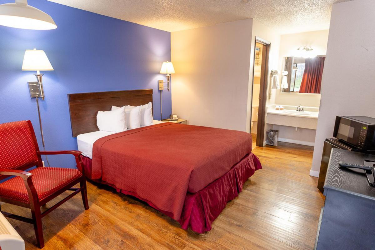 Motel Puyallup photo 13