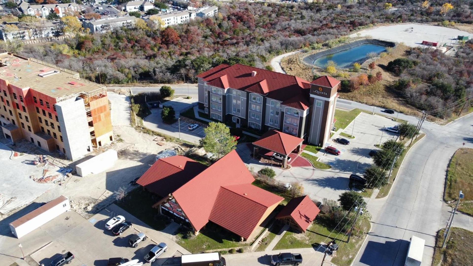 La Quinta by Wyndham Fort Worth - Lake Worth photo 85