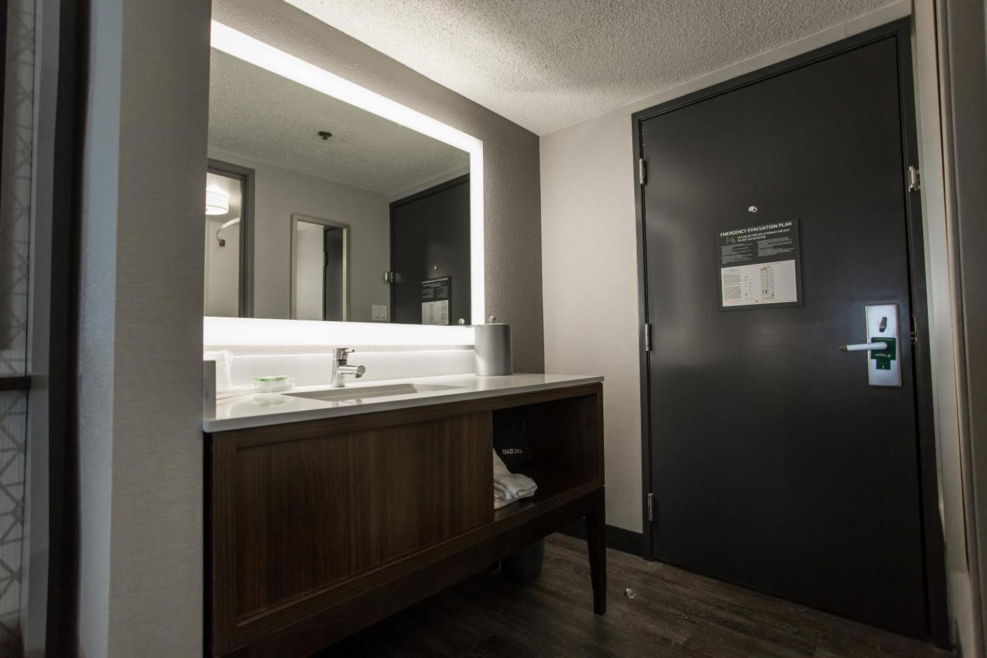 Holiday Inn Grand Rapids Downtown by IHG photo 4