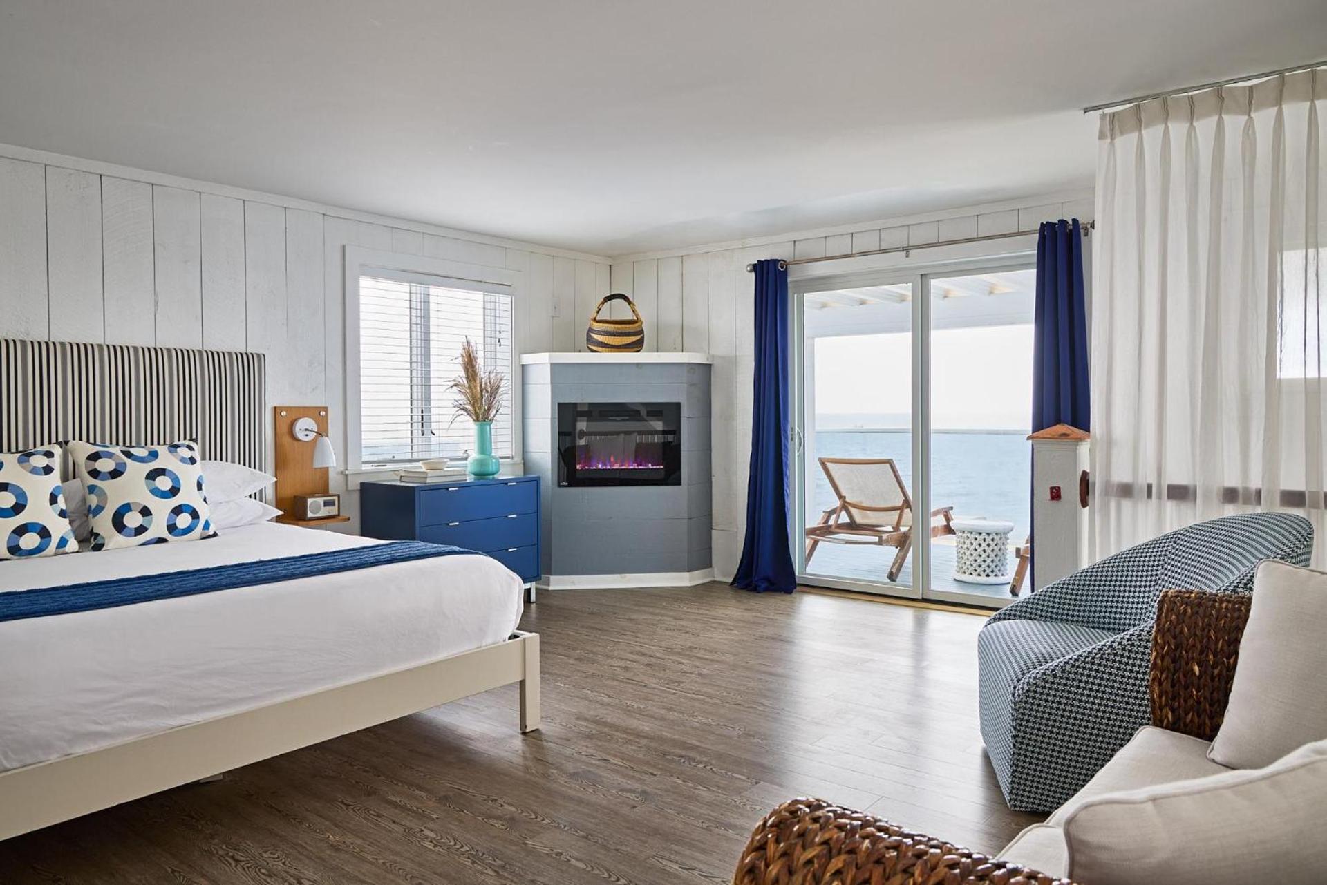 Blue - Inn on the Beach photo 23