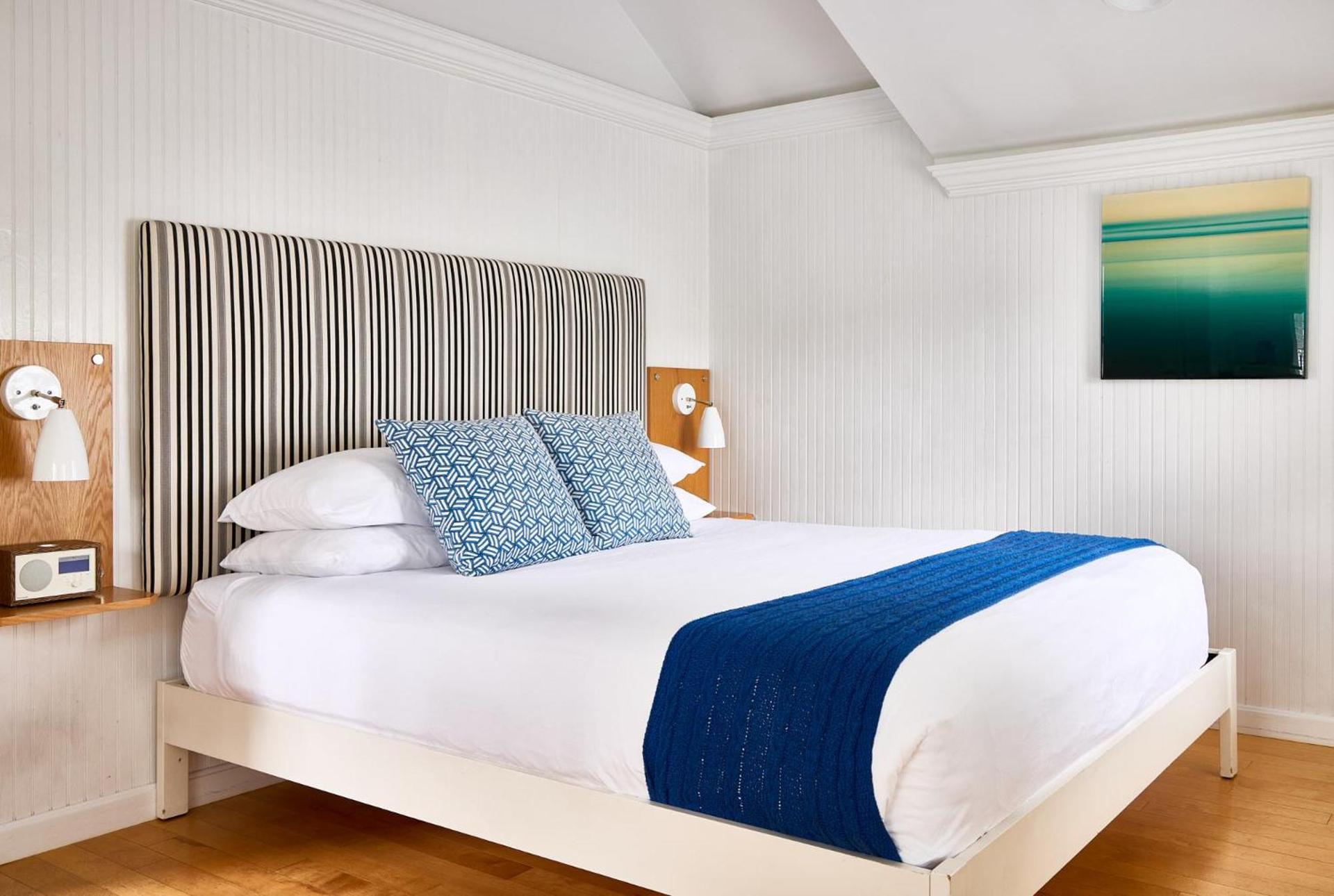 Blue - Inn on the Beach photo 59