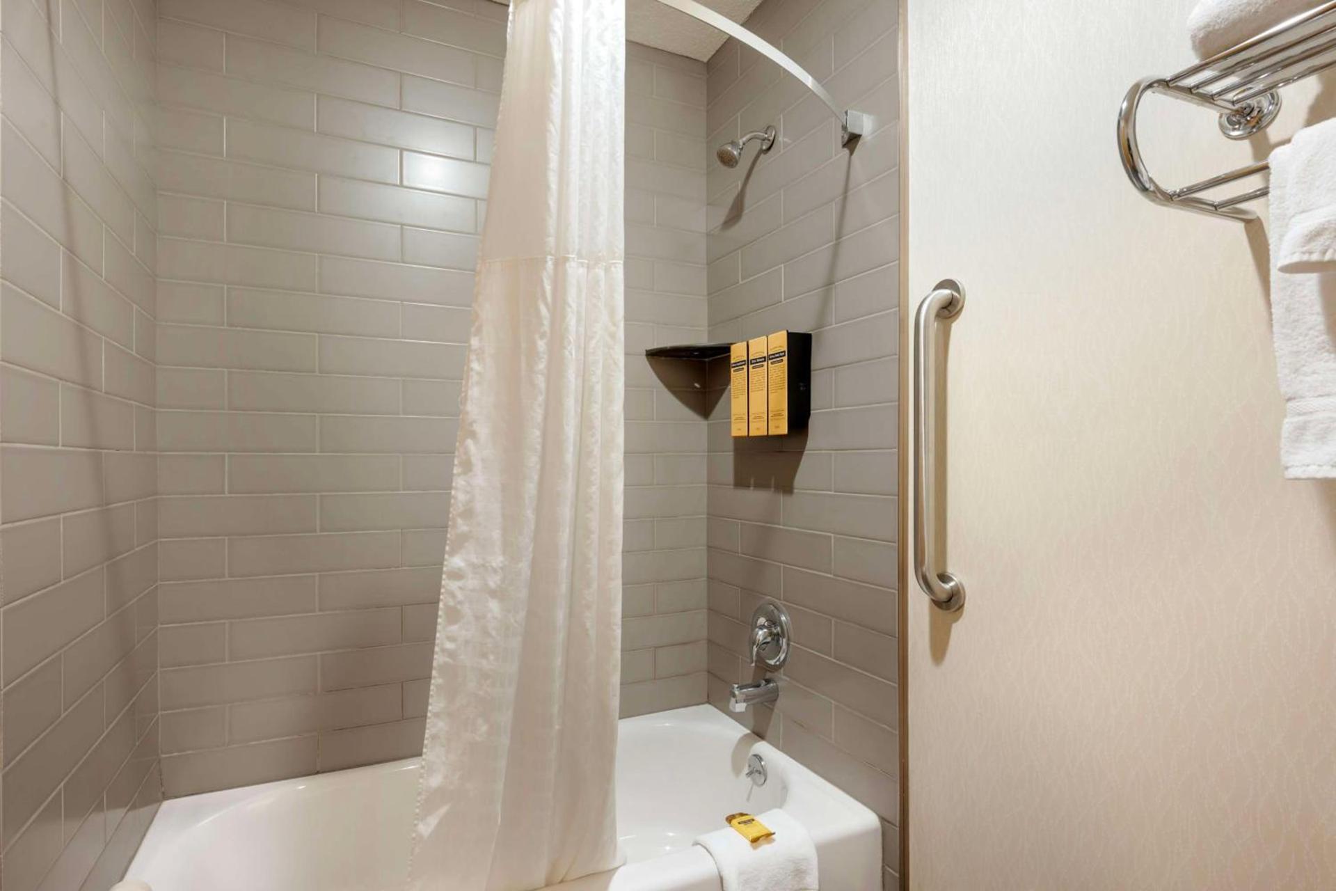 Best Western Plus City Center photo 32