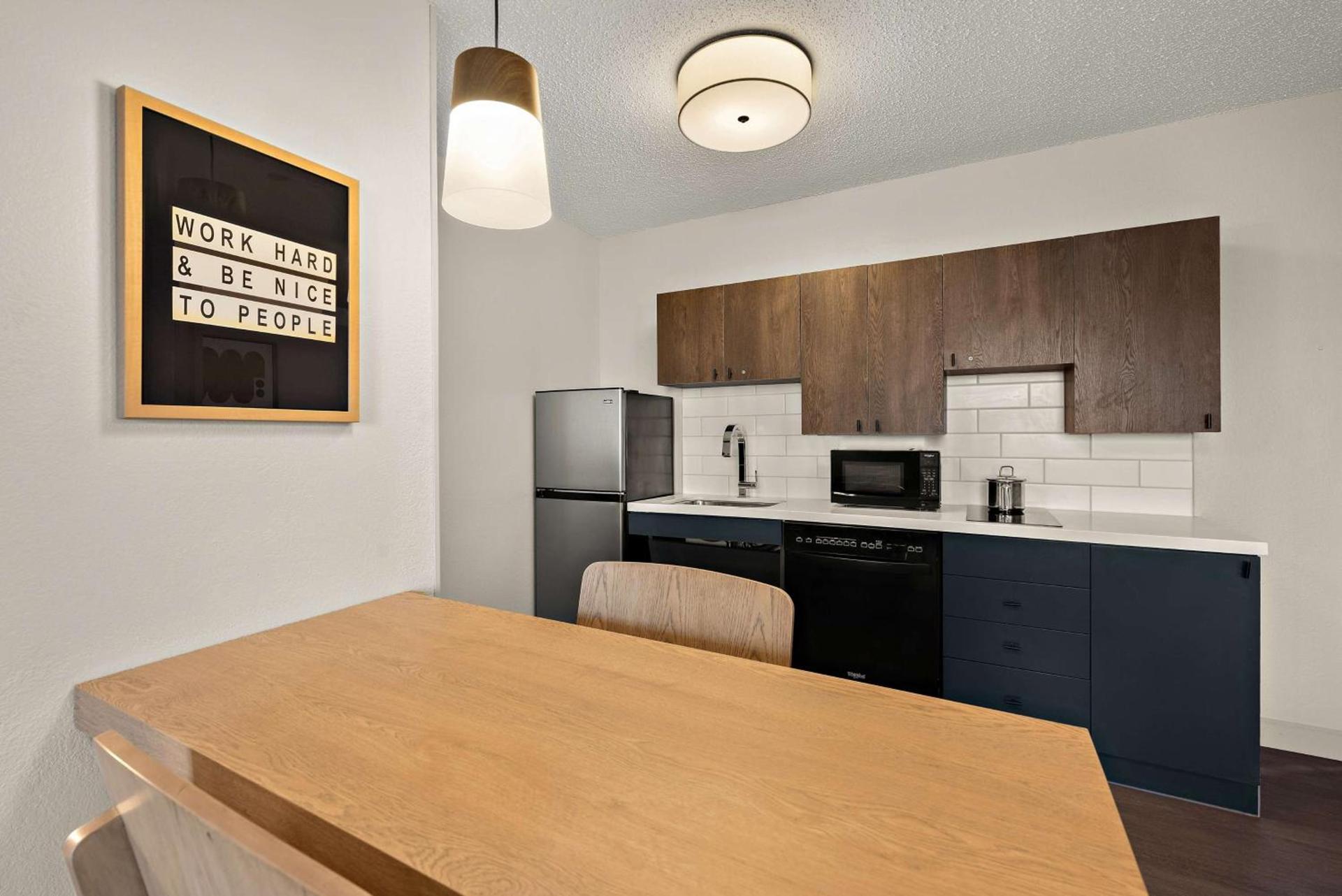 Sonesta Simply Suites Jersey City photo 42