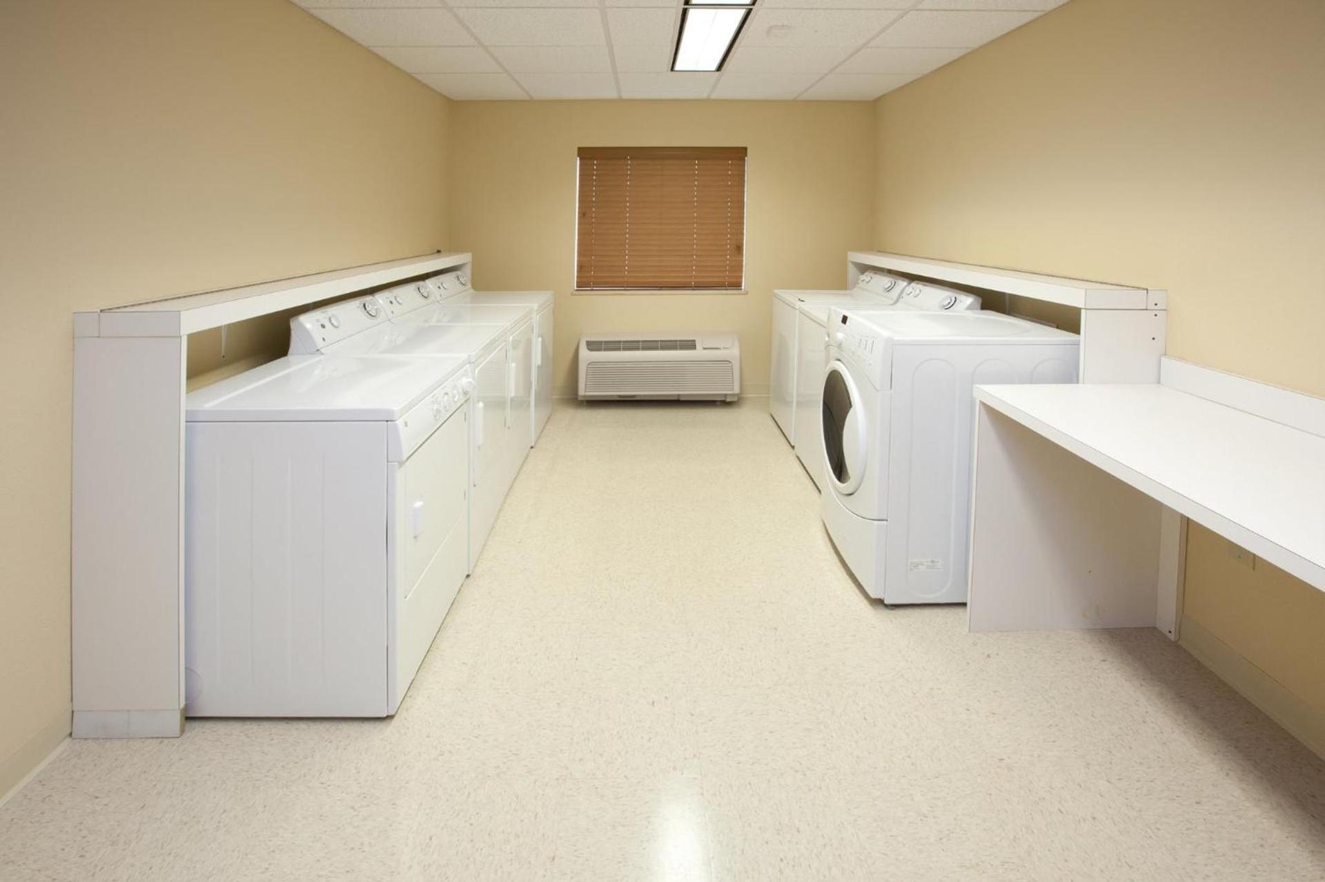 Candlewood Suites Indianapolis East by IHG photo 24