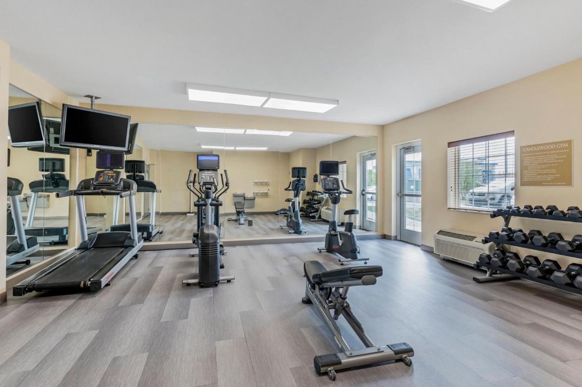 Candlewood Suites Indianapolis East by IHG photo 42